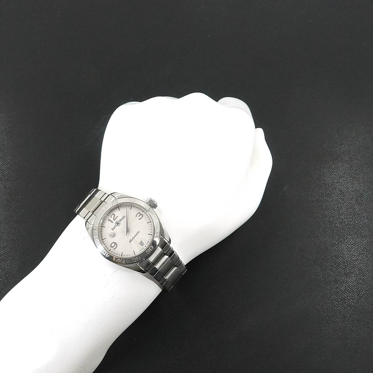 Mystery Diamond 215S Date Silver Dial Ladies Watch