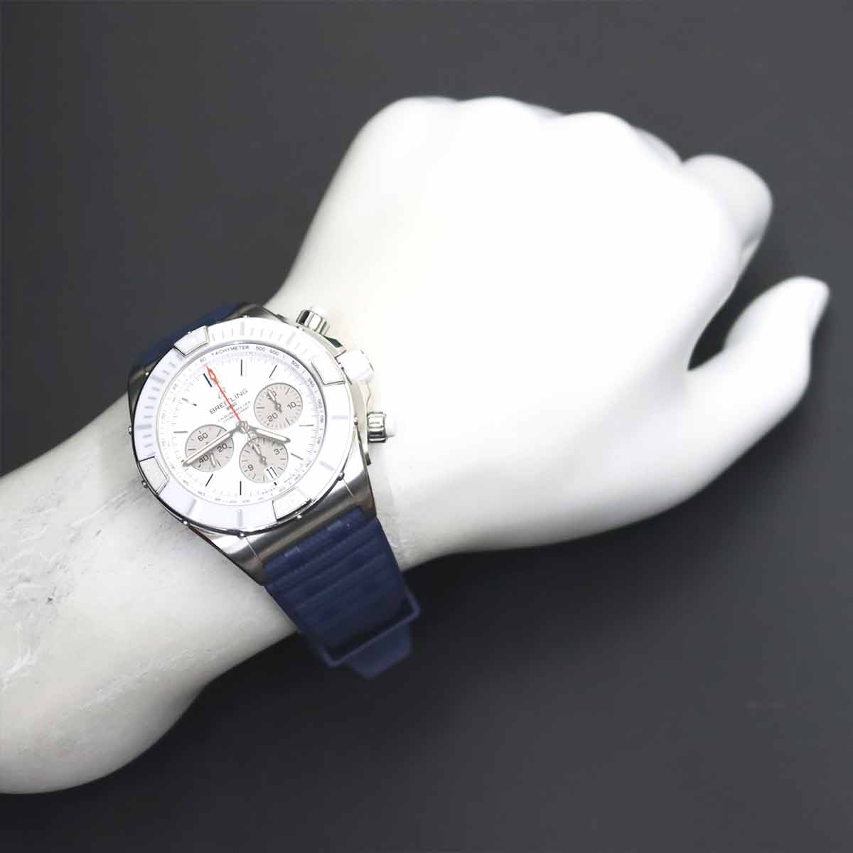 SuperChronomat B01 AB0136 White Dial Mens Watch