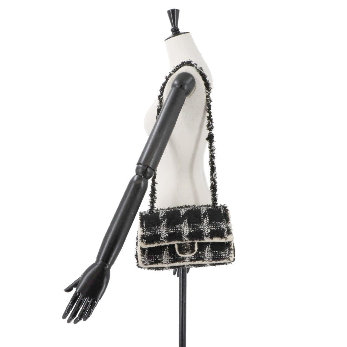 Matelasse Chain Shoulder Bag Tweed Black White