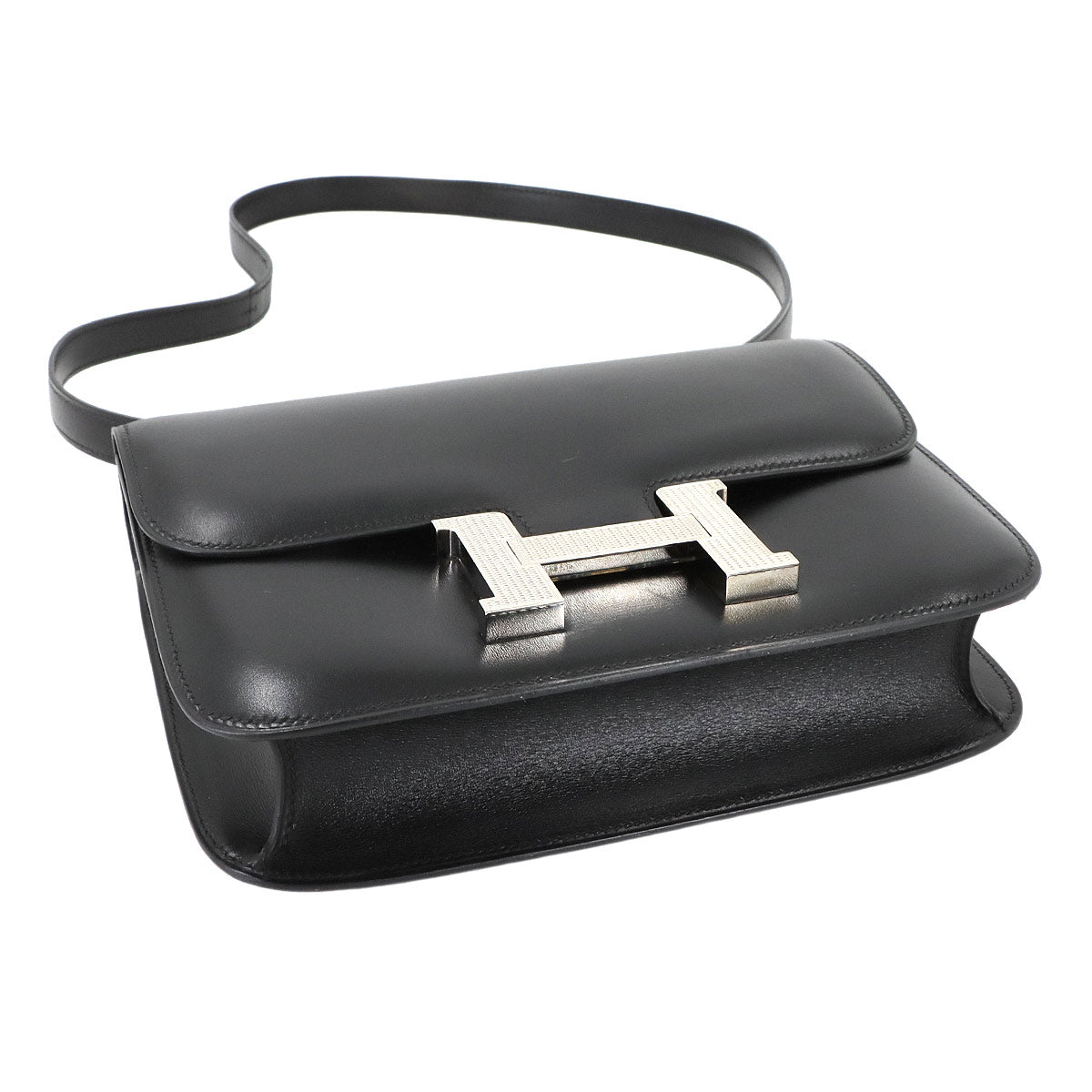 Constance 23 Shoulder Bag Box Calf Leather Black Guilloche