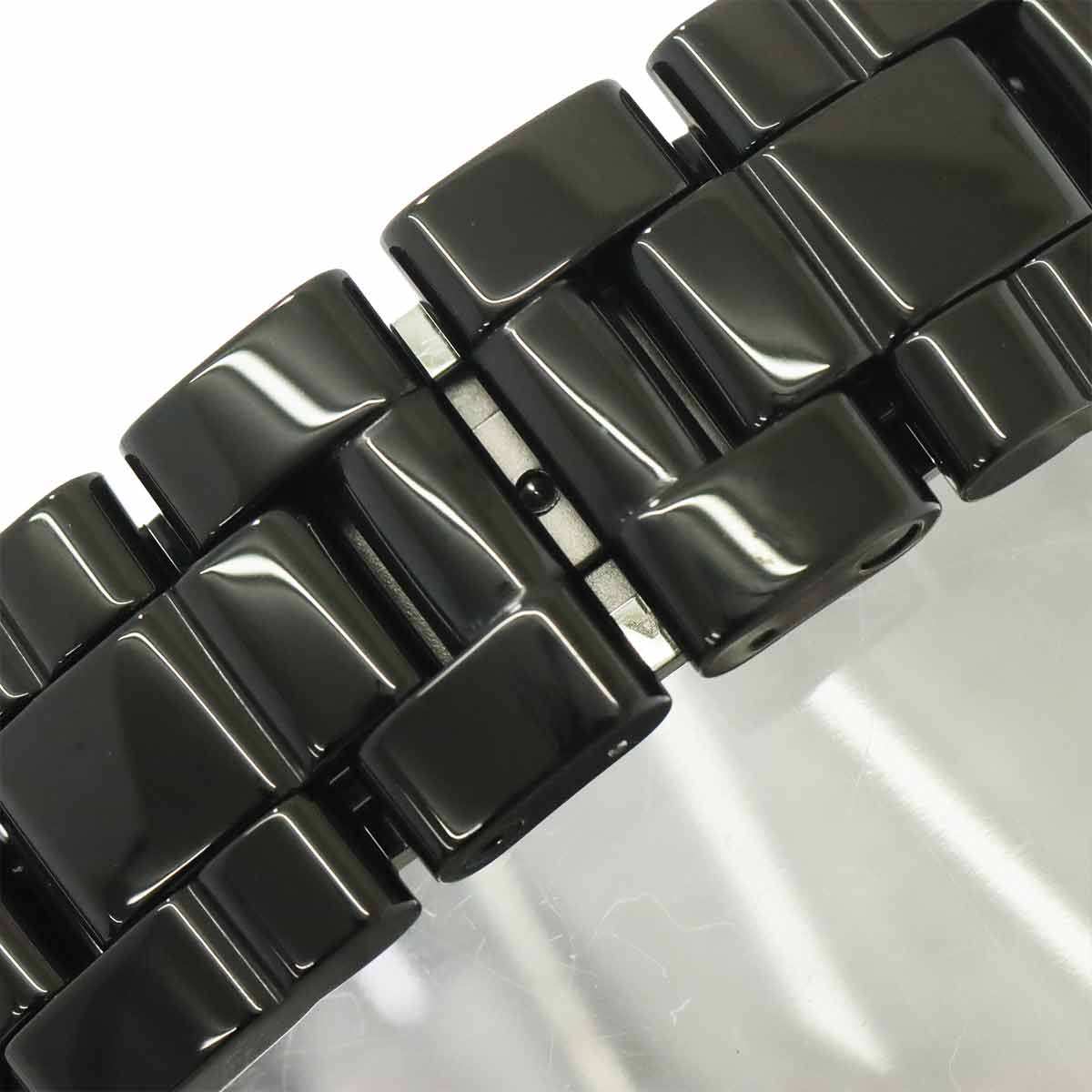 CHANEL J12 38mm H2544 11P Diamond Quartz Black Ceramic 750 PG