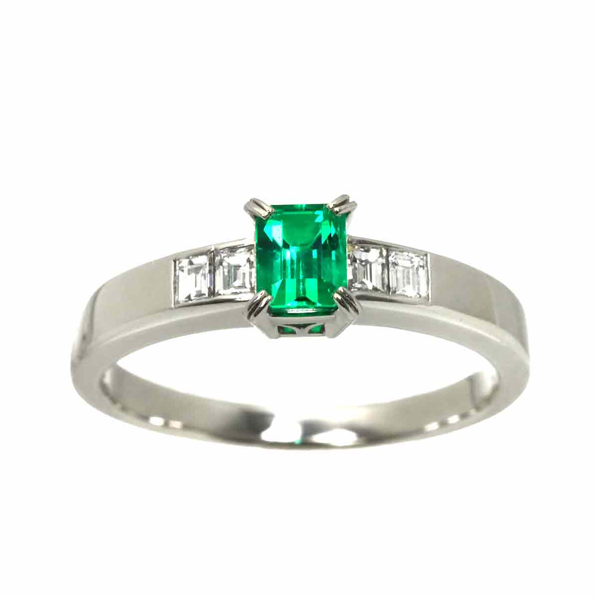 Emerald 0.48ct Diamond 0.20ct Ring Pt size7.25(US)
