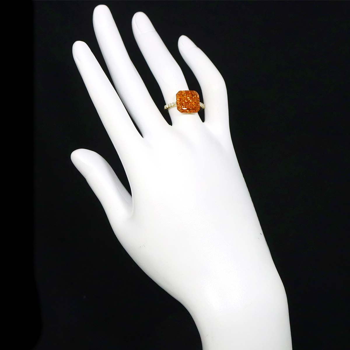 Garnet 1.92ct Diamond 0.14ct Ring 18K YG 750 Size6-6.25(US)