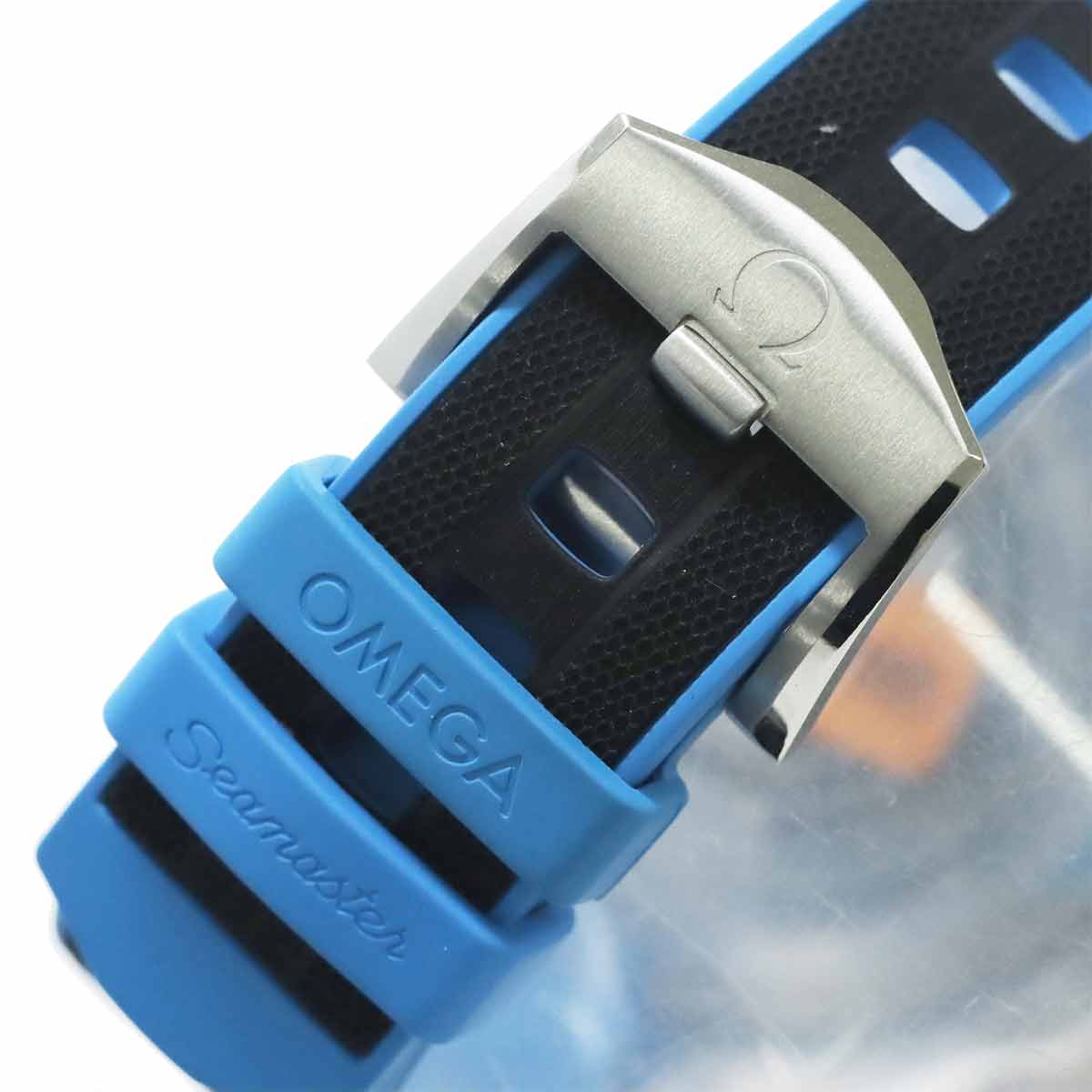 Seamaster Planet Ocean 600m 215 32 46 21 03 001 Automatic