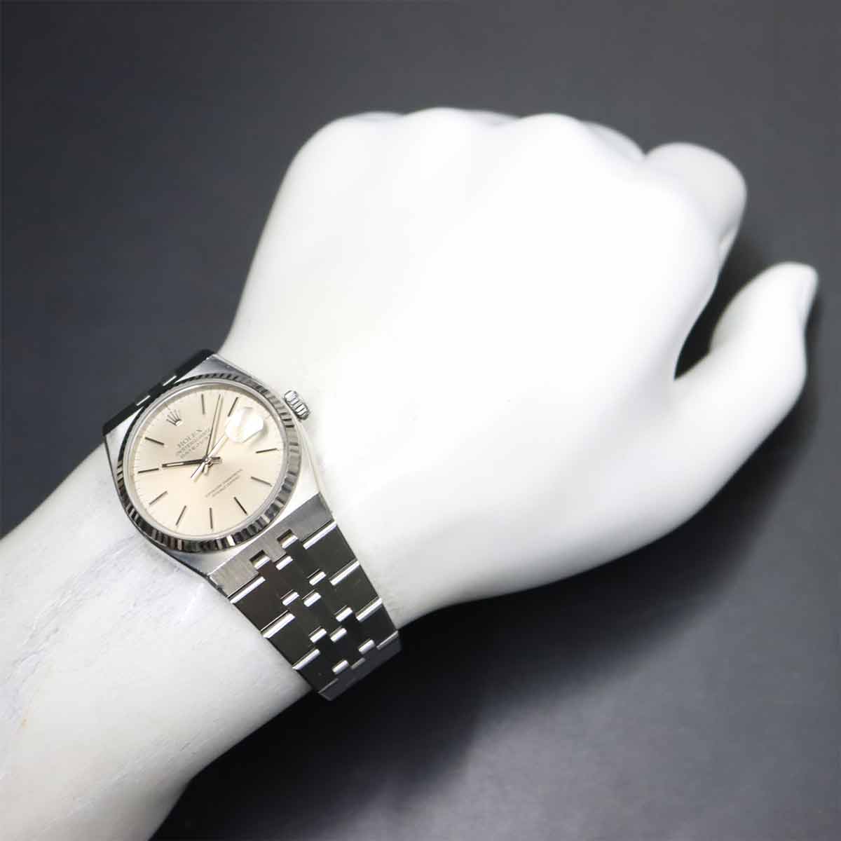 Oyster Quartz Datejust 17014 Serial N 750 White Gold Watch