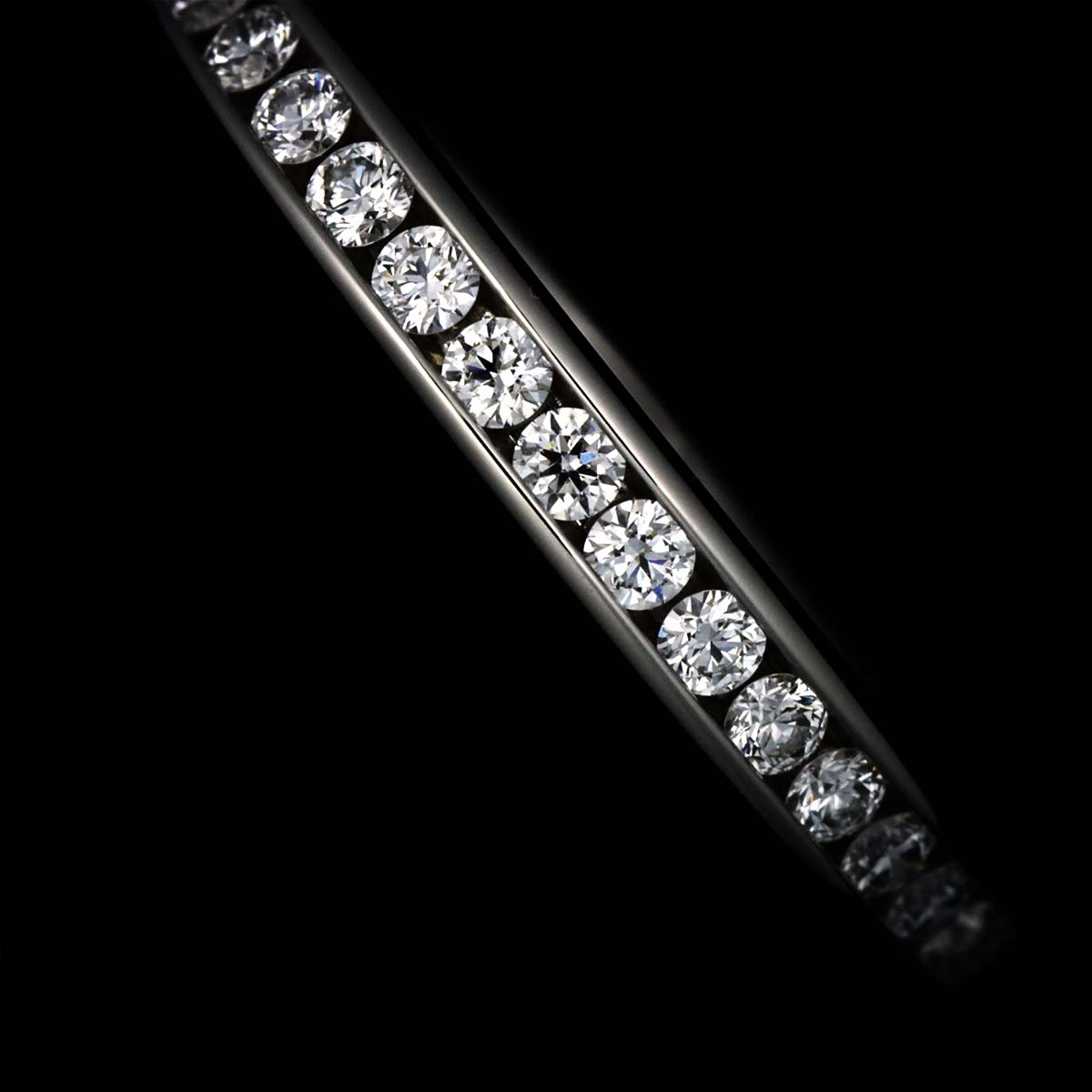 Half Diamond band Ring Platinum Size4-4.5(US)