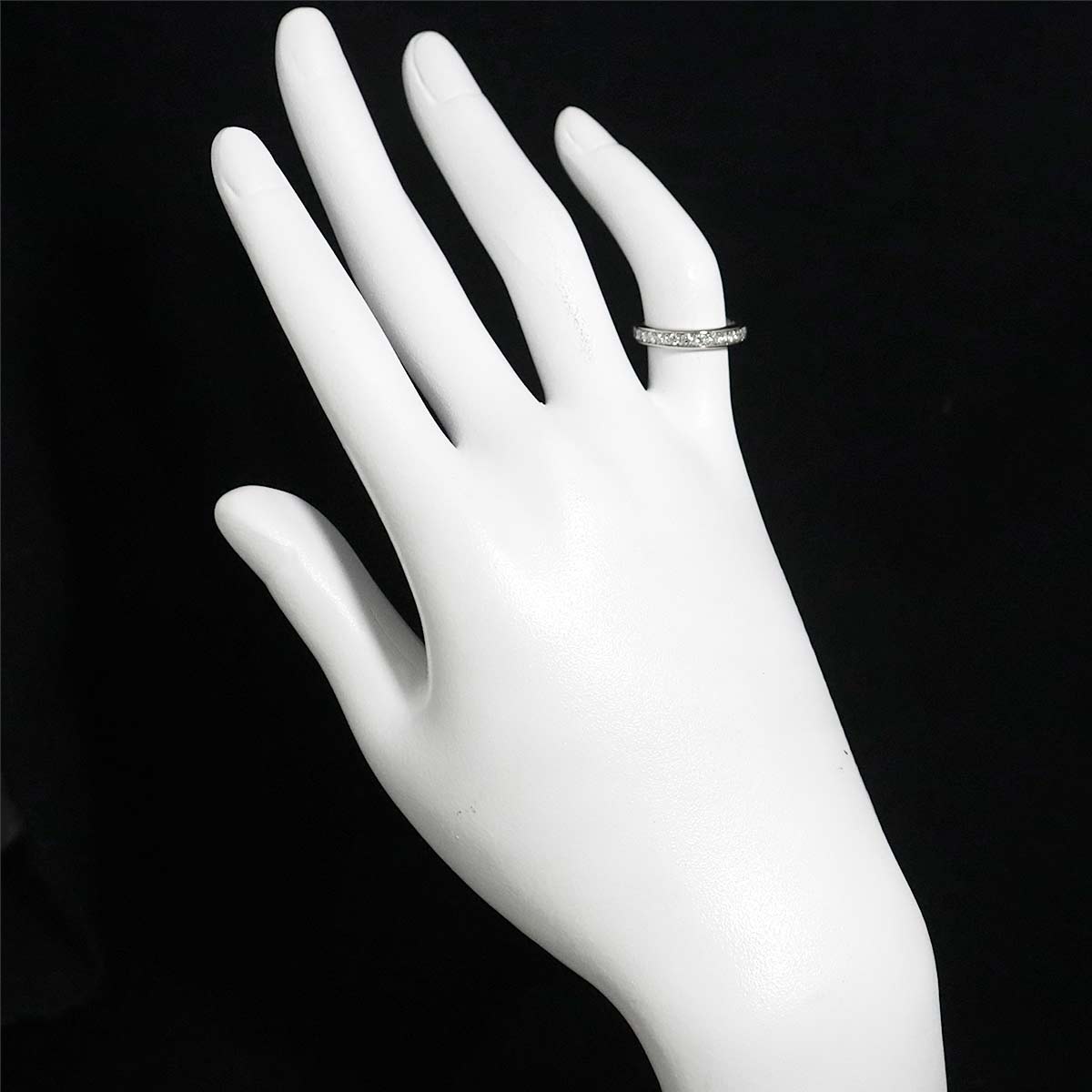 Full Diamond Ring Platinum size3.25-3.75(US)