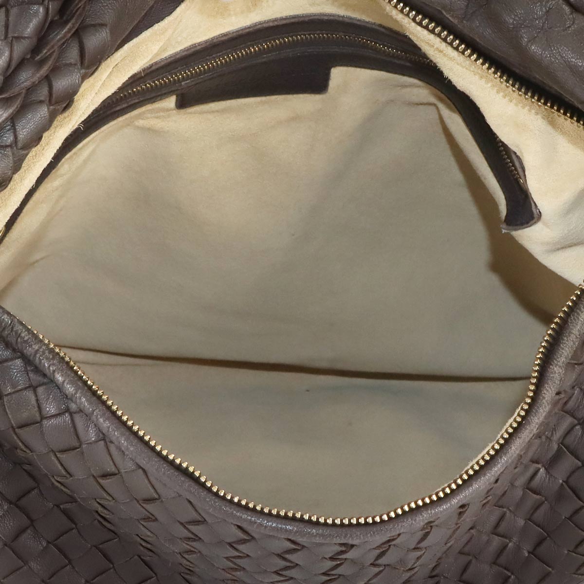 Intrecciato Shoulder Bag Leather Brown 115654