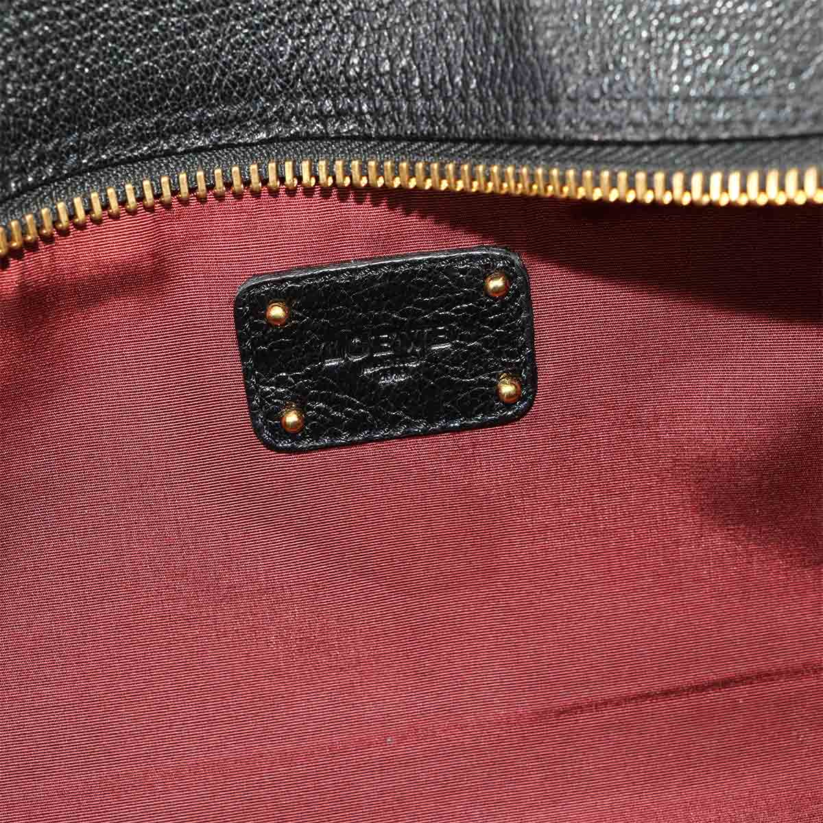 Amazona 28 Hand Bag Leather Black Anagram Purse