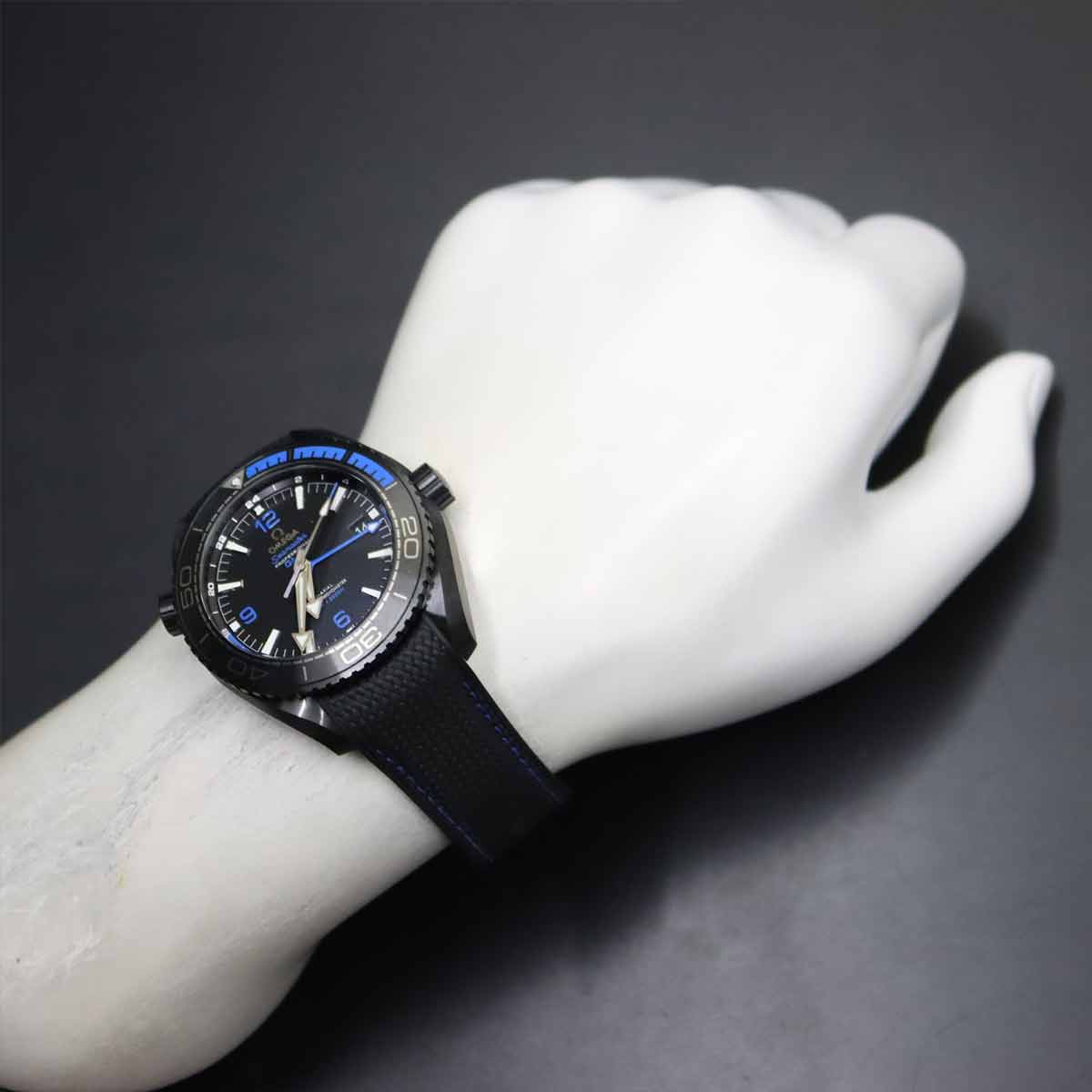 Seamaster Planet Ocean 600M GMT 215 92 46 22 01 002 Black Dial