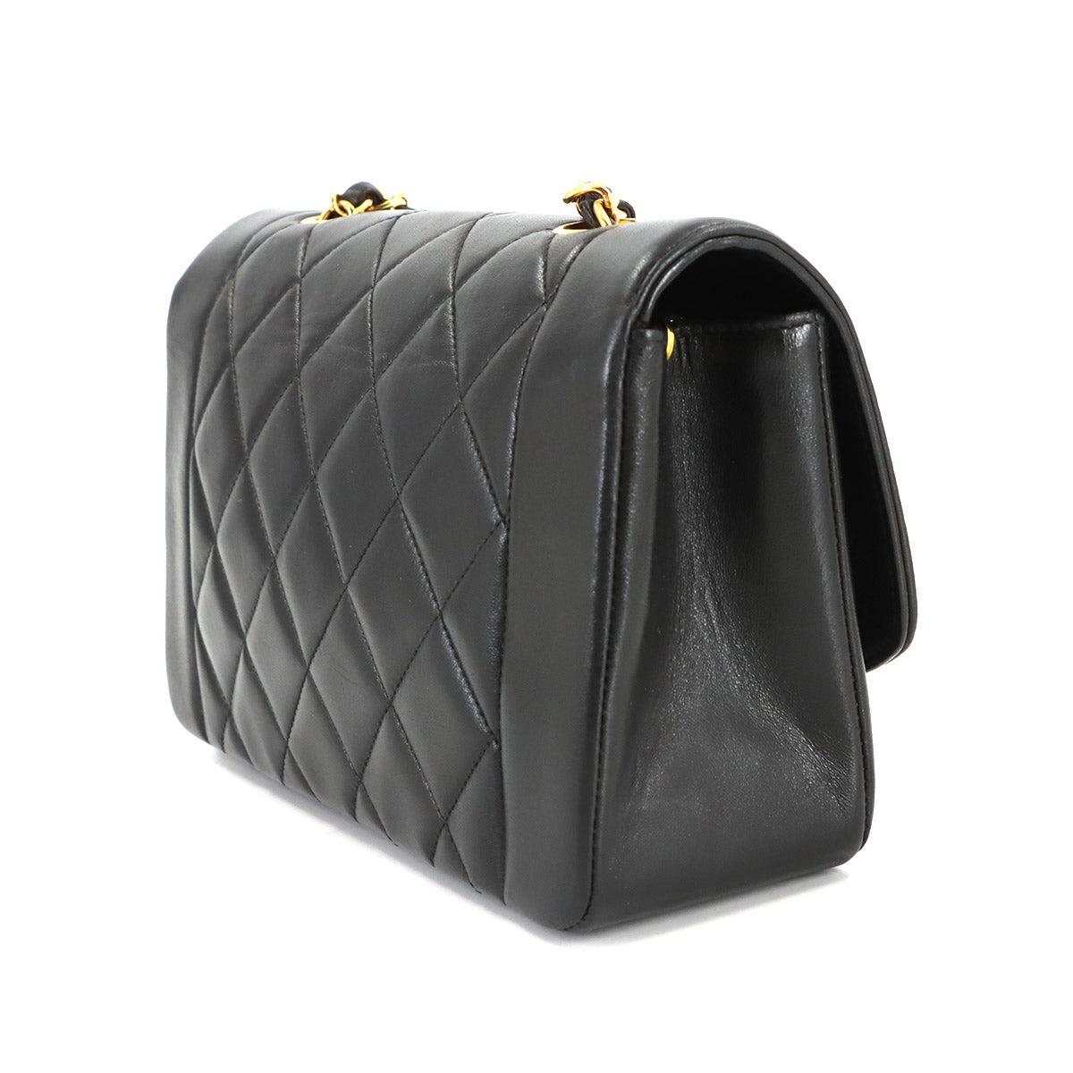 Diana Matelasse 22 Chain Shoulder Bag Leather A01164 Vintage