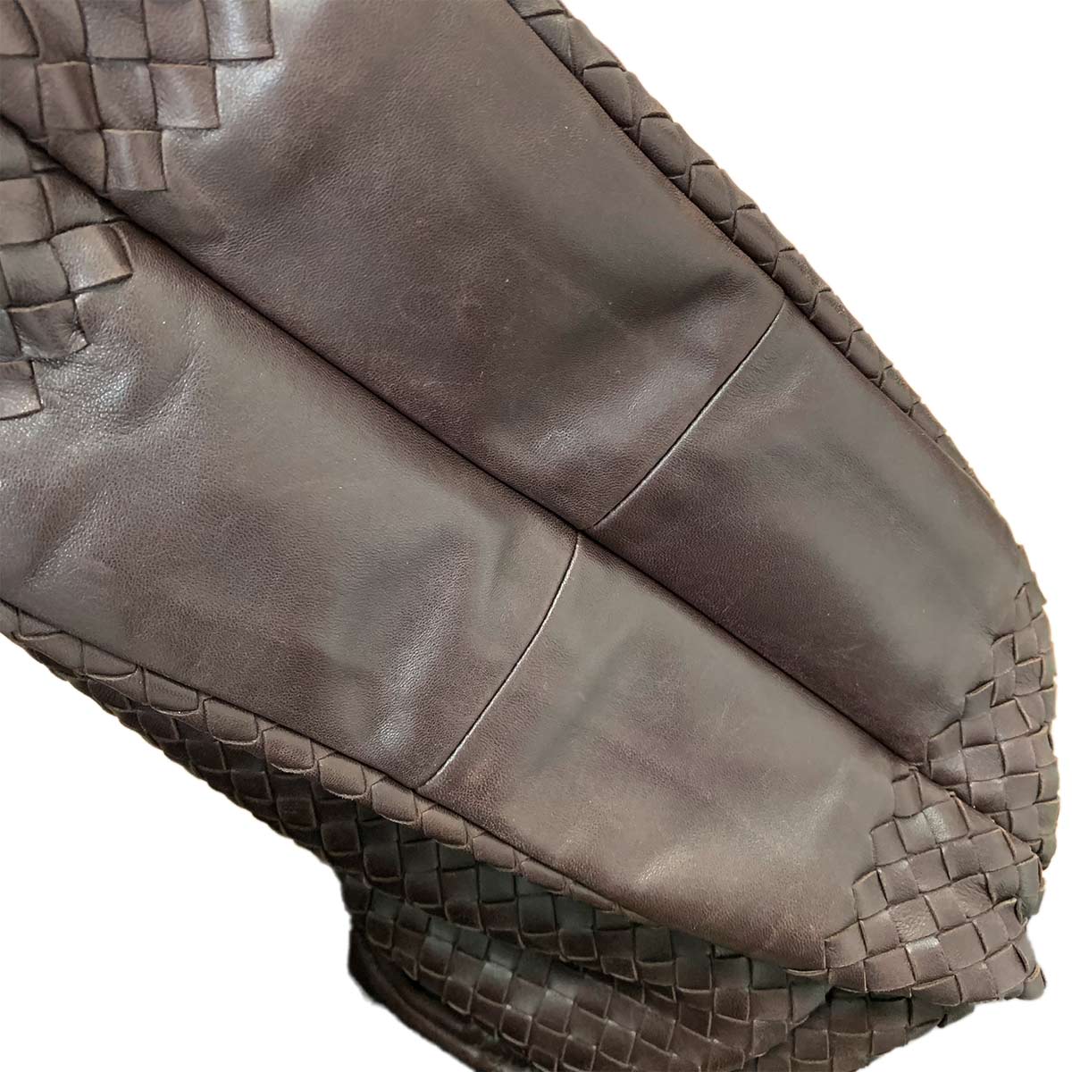 Intrecciato Campana Shoulder Bag Leather Brown 125787