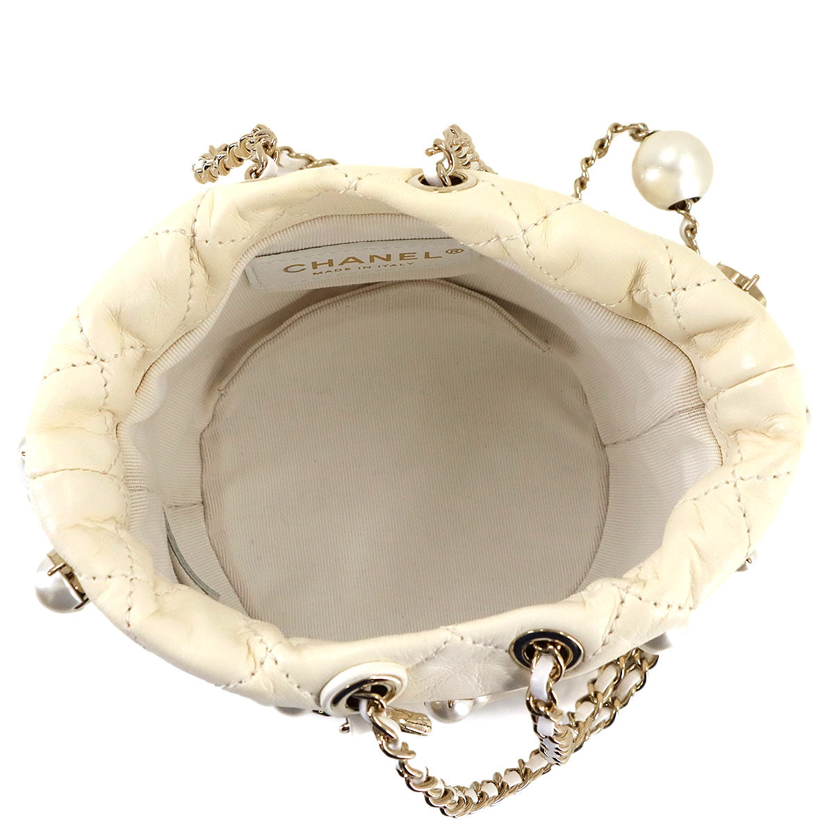 Matelasse Pearl motif Chain Shoulder Bag Leather White AS2518
