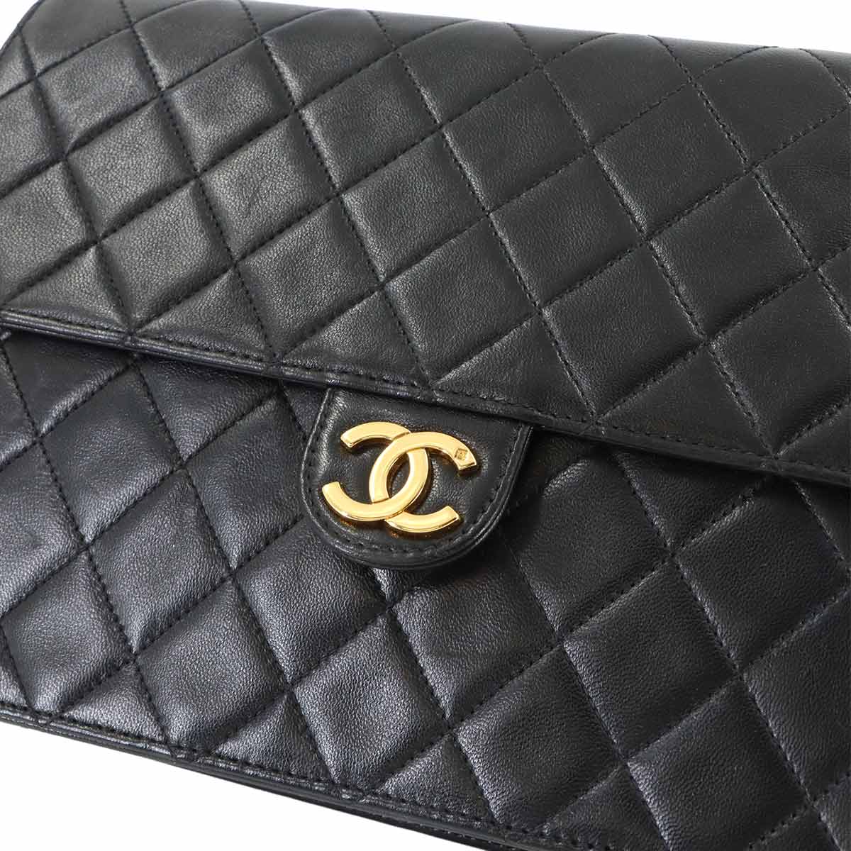 Matelasse Chain Shoulder Bag Leather Black Vintage A03570