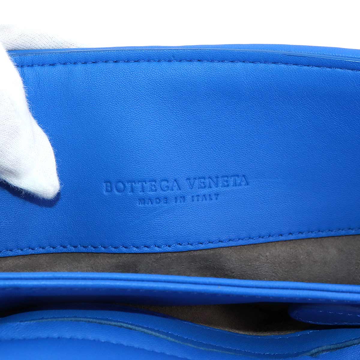 Intrecciato Chain Shoulder Bag Leather Blue Purse