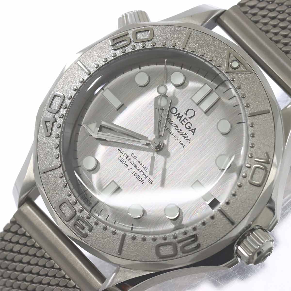 Seamaster 300 210 30 42 20 06 002 CO-AXIAL Date Gray Dial Mens