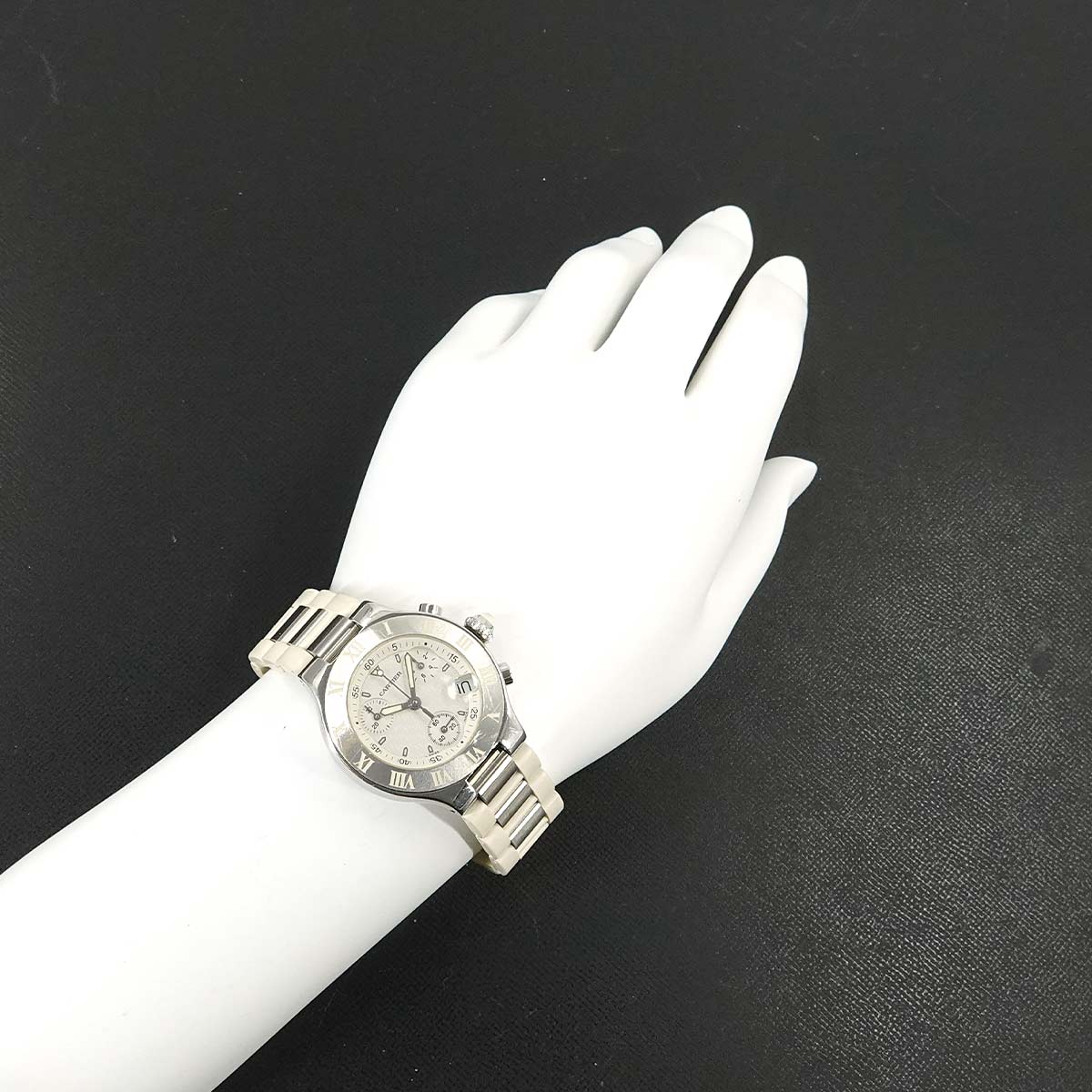 Must 21 Chronoscaph W10197U2 Quartz White Dial Ladies Watch