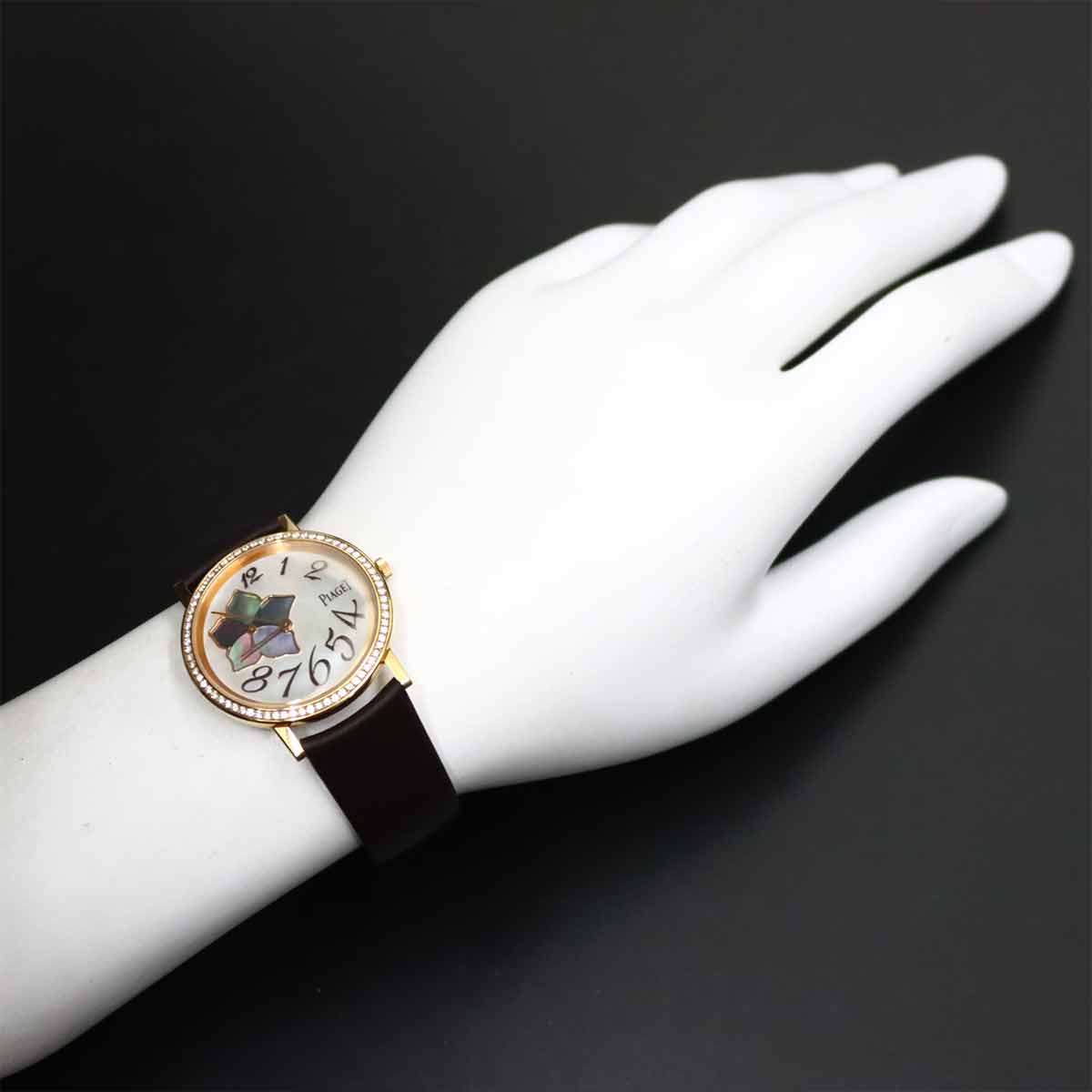 Altiplano GOA32077 750PG Diamond White Shell Dial Ladies
