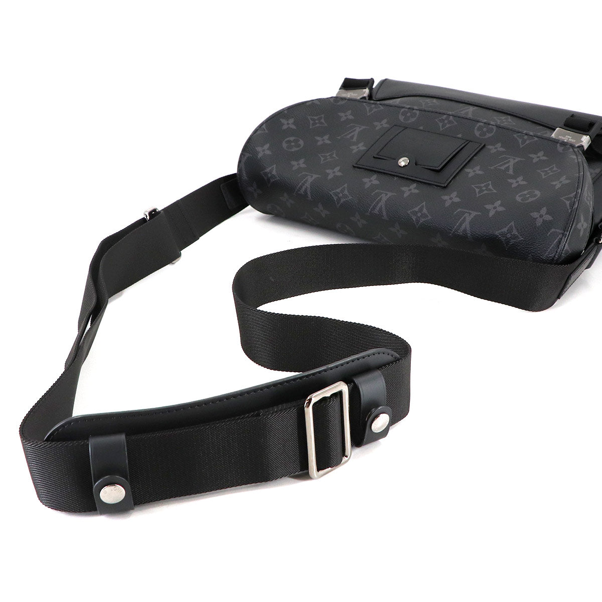Monogram Eclipse Messenger Voyage PM Shoulder Bag M40511