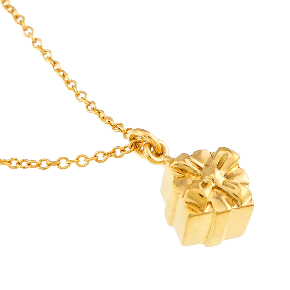 Gift Box Necklace 18K Yellow Gold 750
