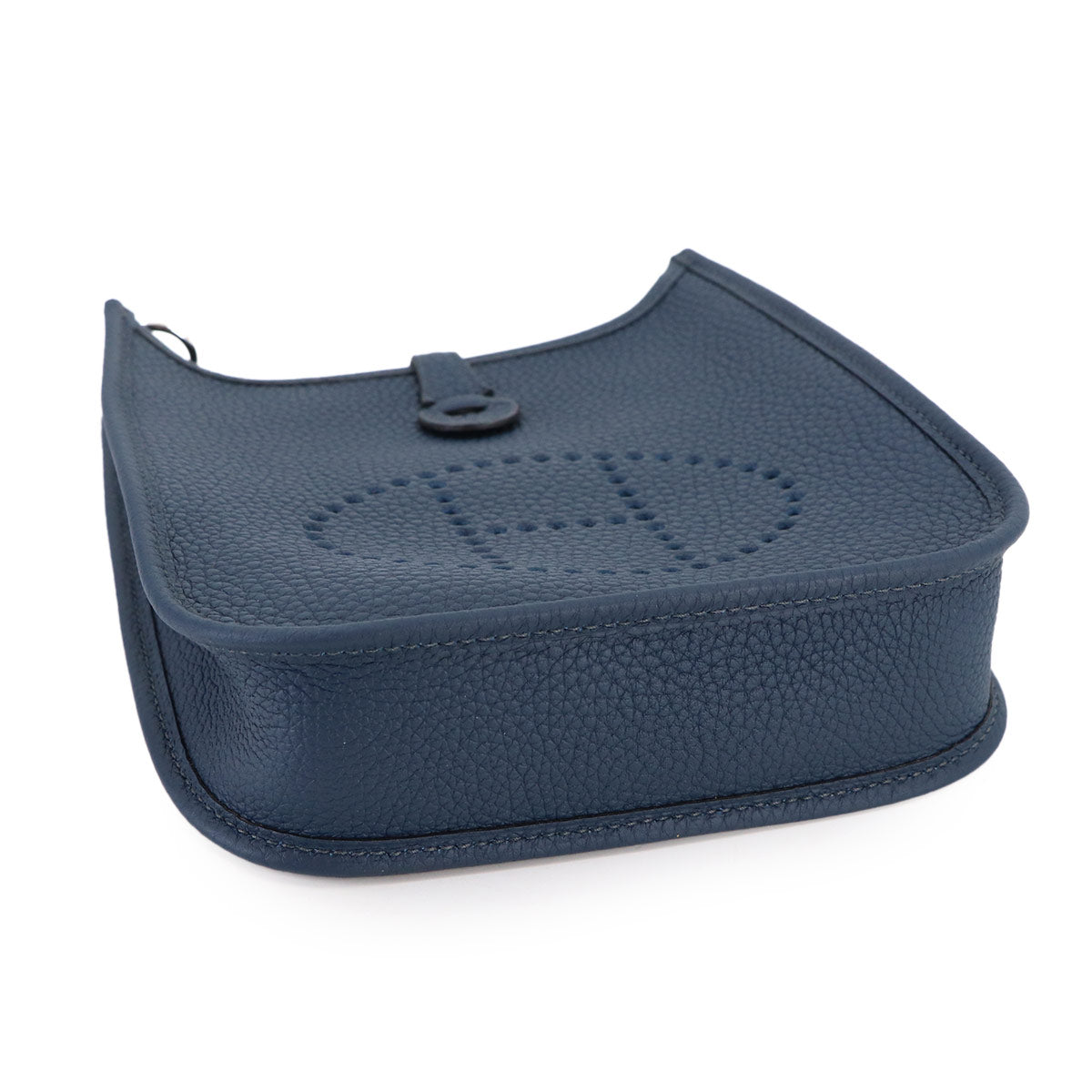 Evelyne Amazone TPM Shoulder Bag Taurillon Clemence