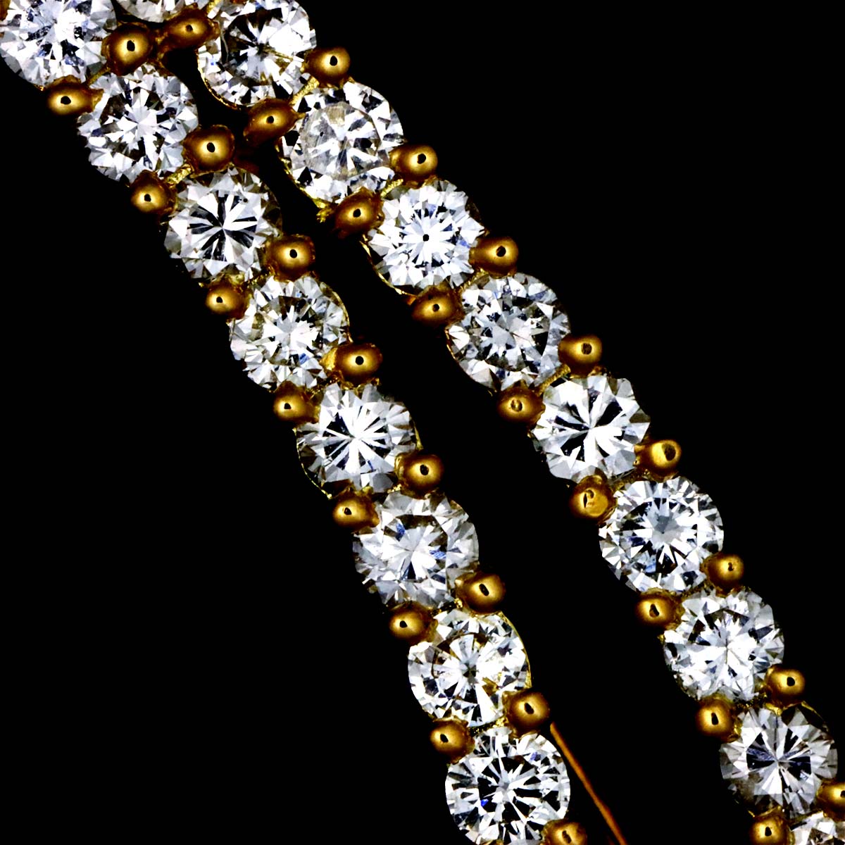 Diamond 1.74ct Brooch 18K YG 750