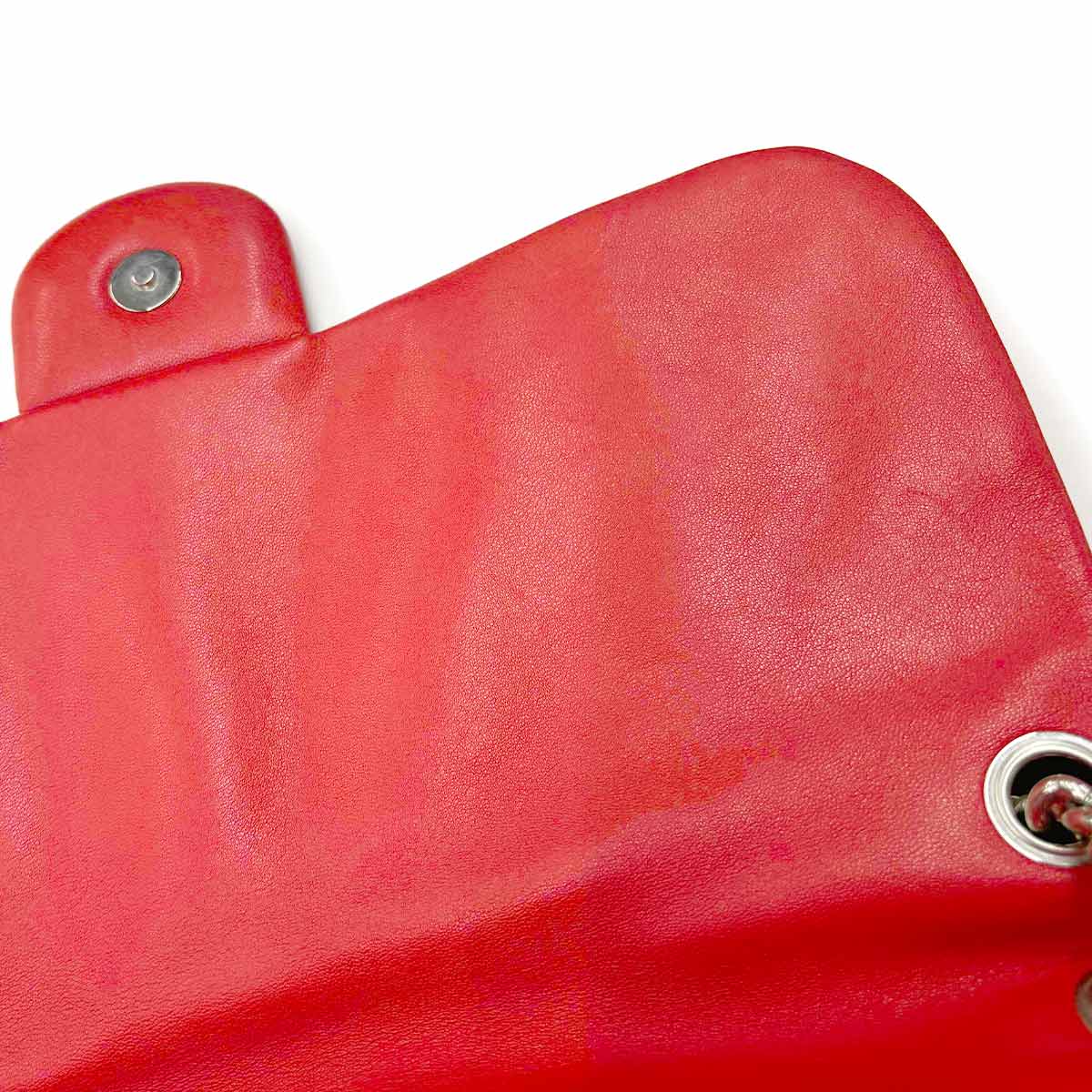Matelasse Chain Around Shoulder Bag Leather Red Purse