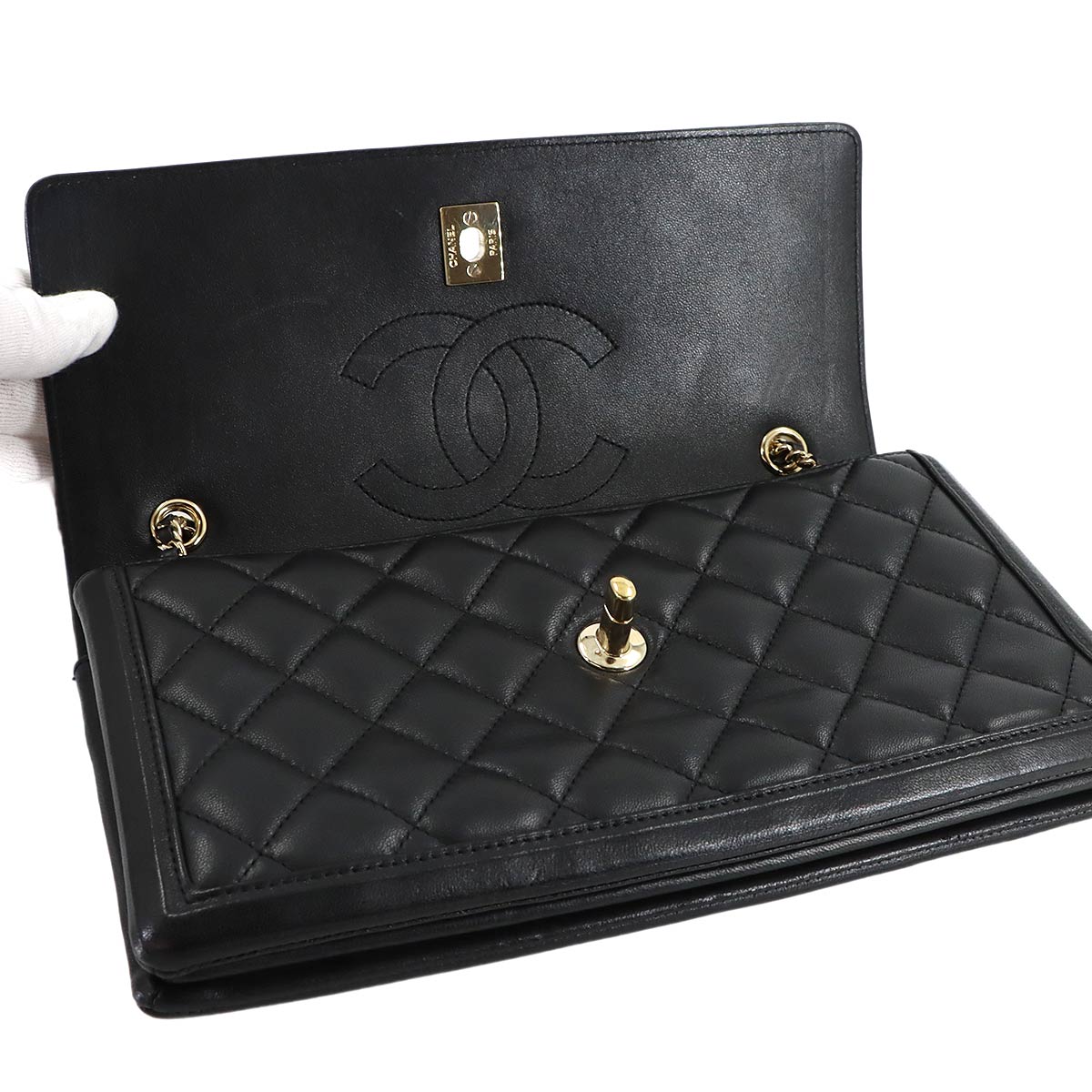 Matelasse Chain Shoulder Bag Leather Black Purse