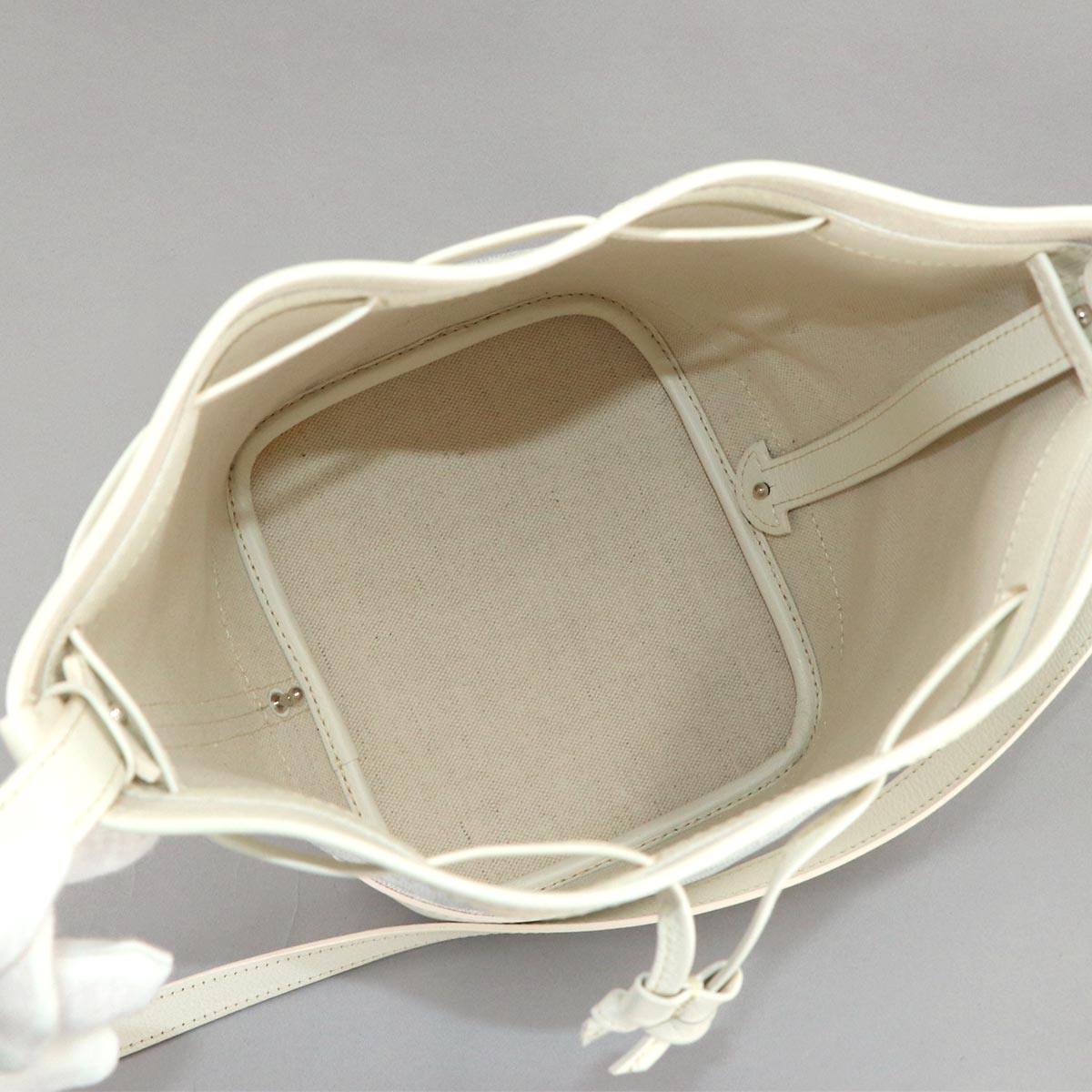 Petit Flot PM Bucket Shoulder Bag PVC Leather White Purse