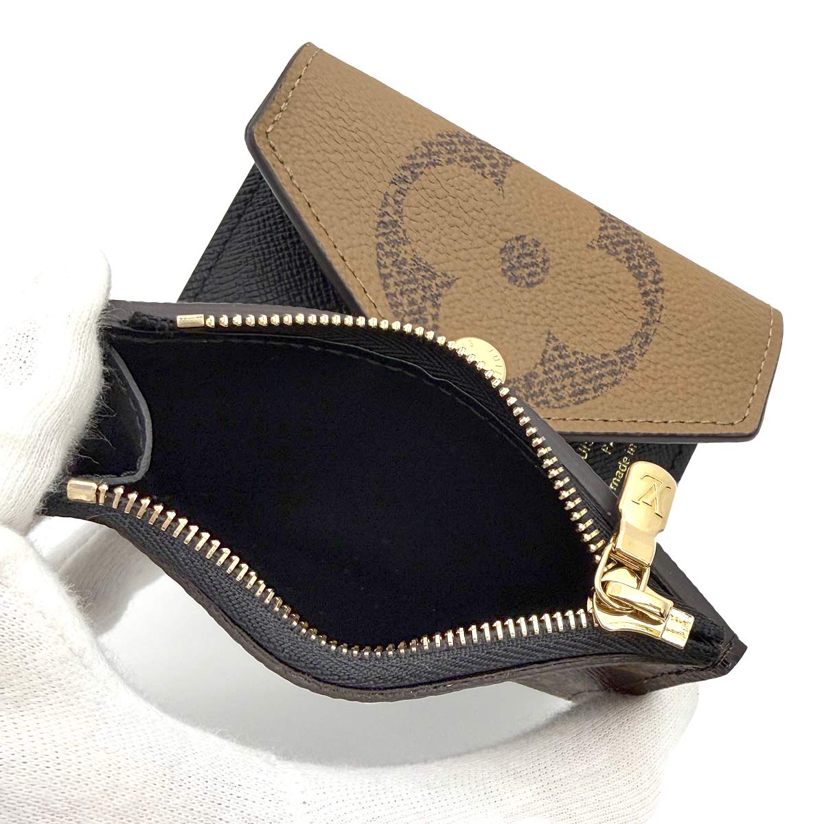 Monogram Giant Rever Portefeiulle Zoe Wallet M80725