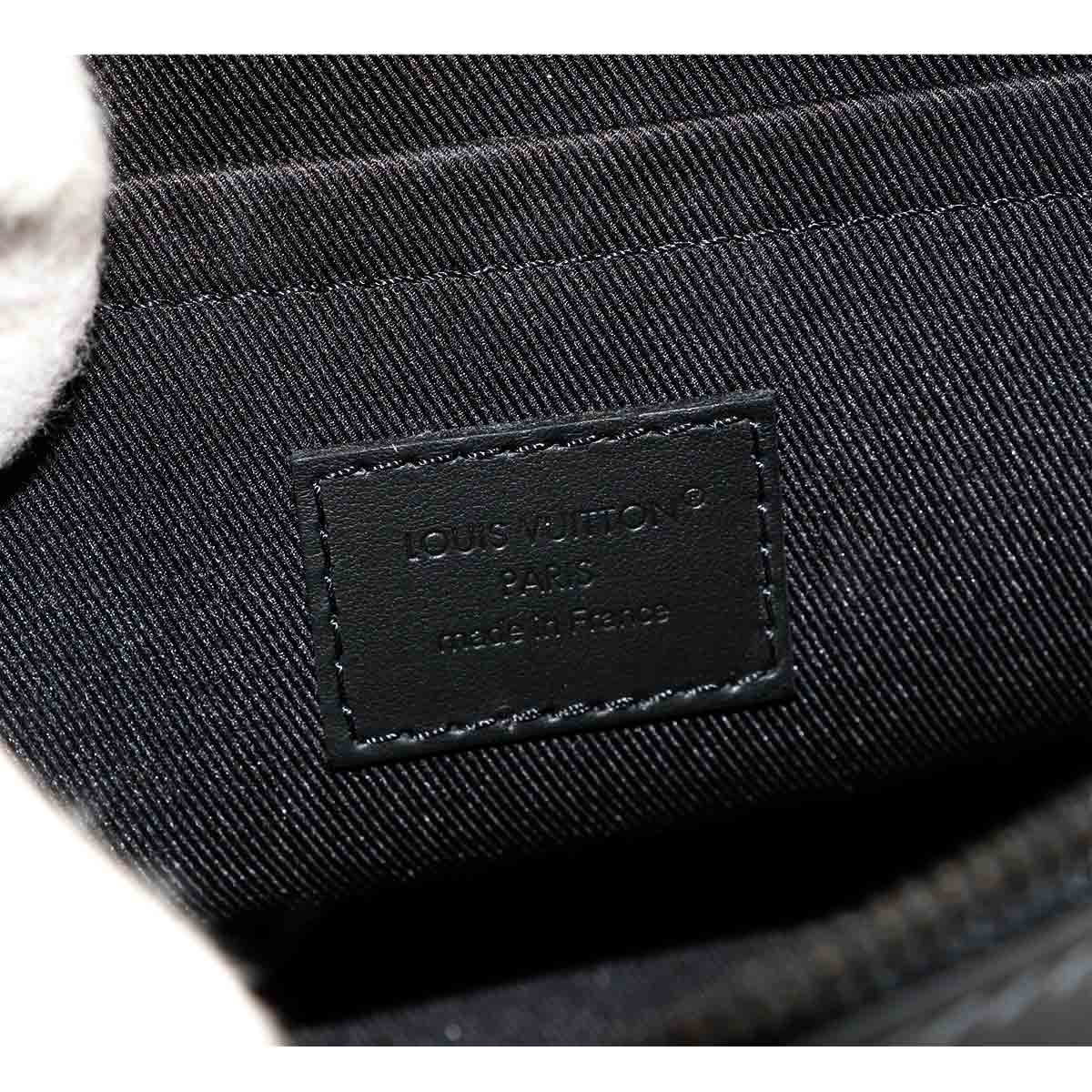 Aerogram Fastline Messenger Shoulder Bag Leather M22482