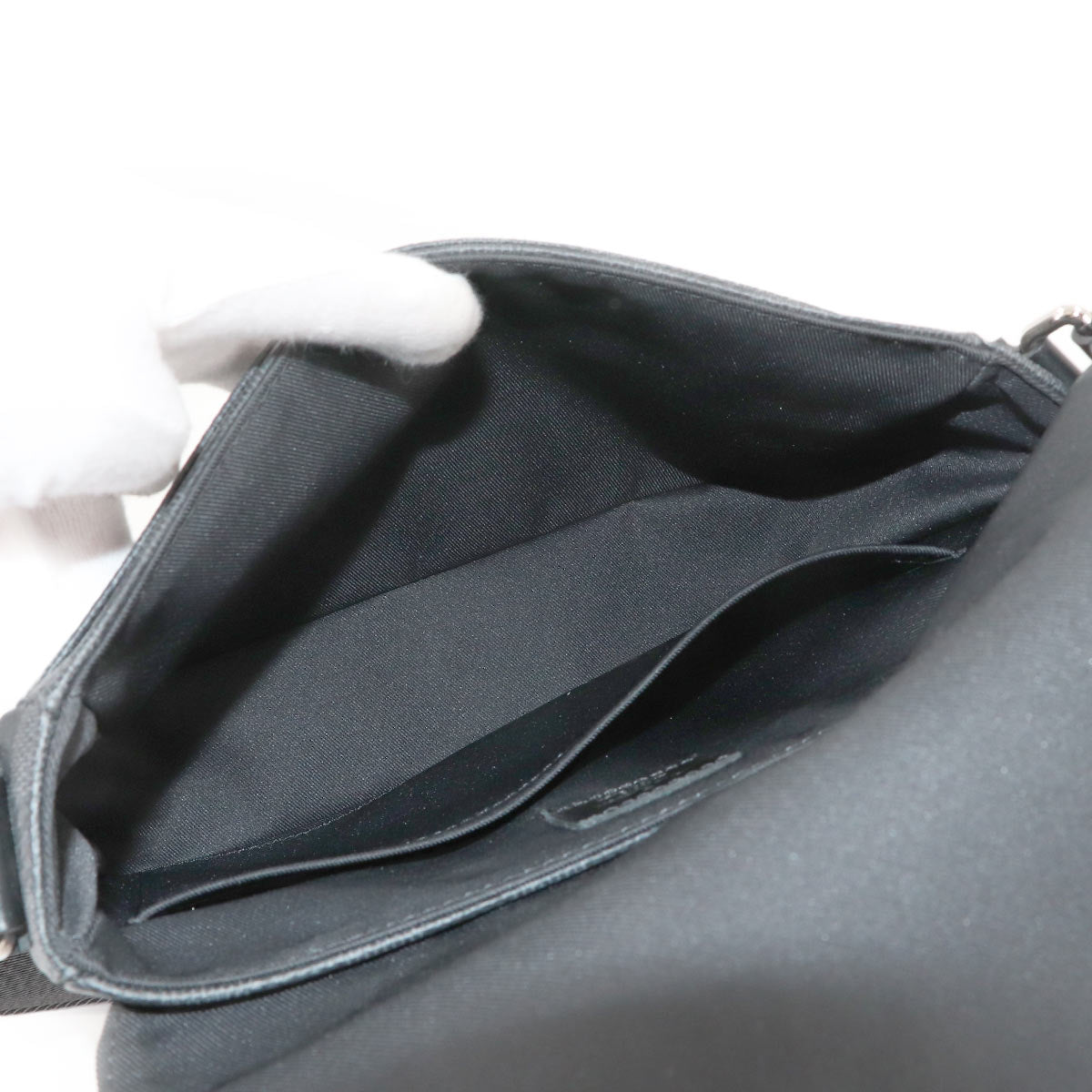 Damier Graphite District PM NV3 Shoulder Bag Black N42710