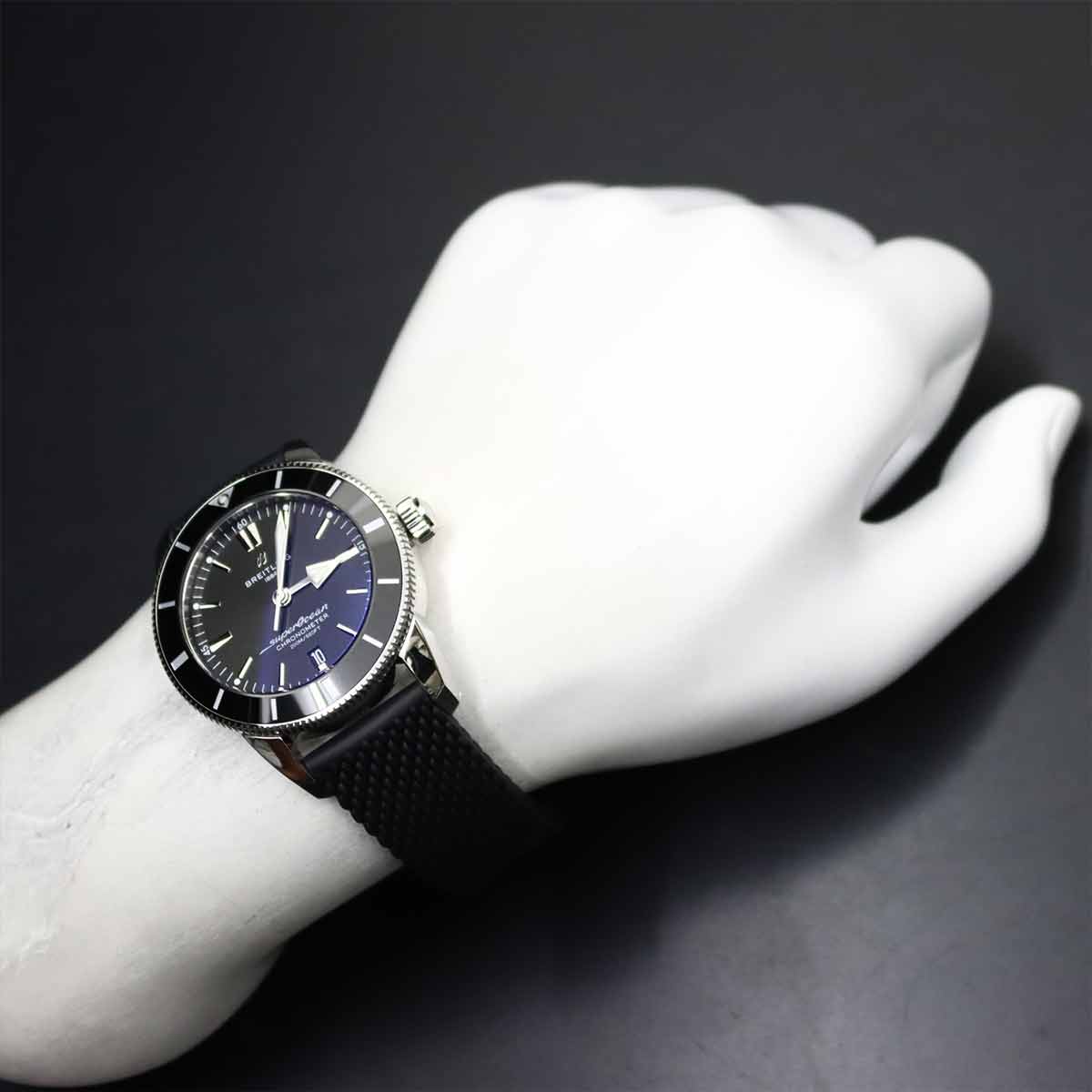 Superocean Heritage II B20 AB2030 Date Black Dial Mens