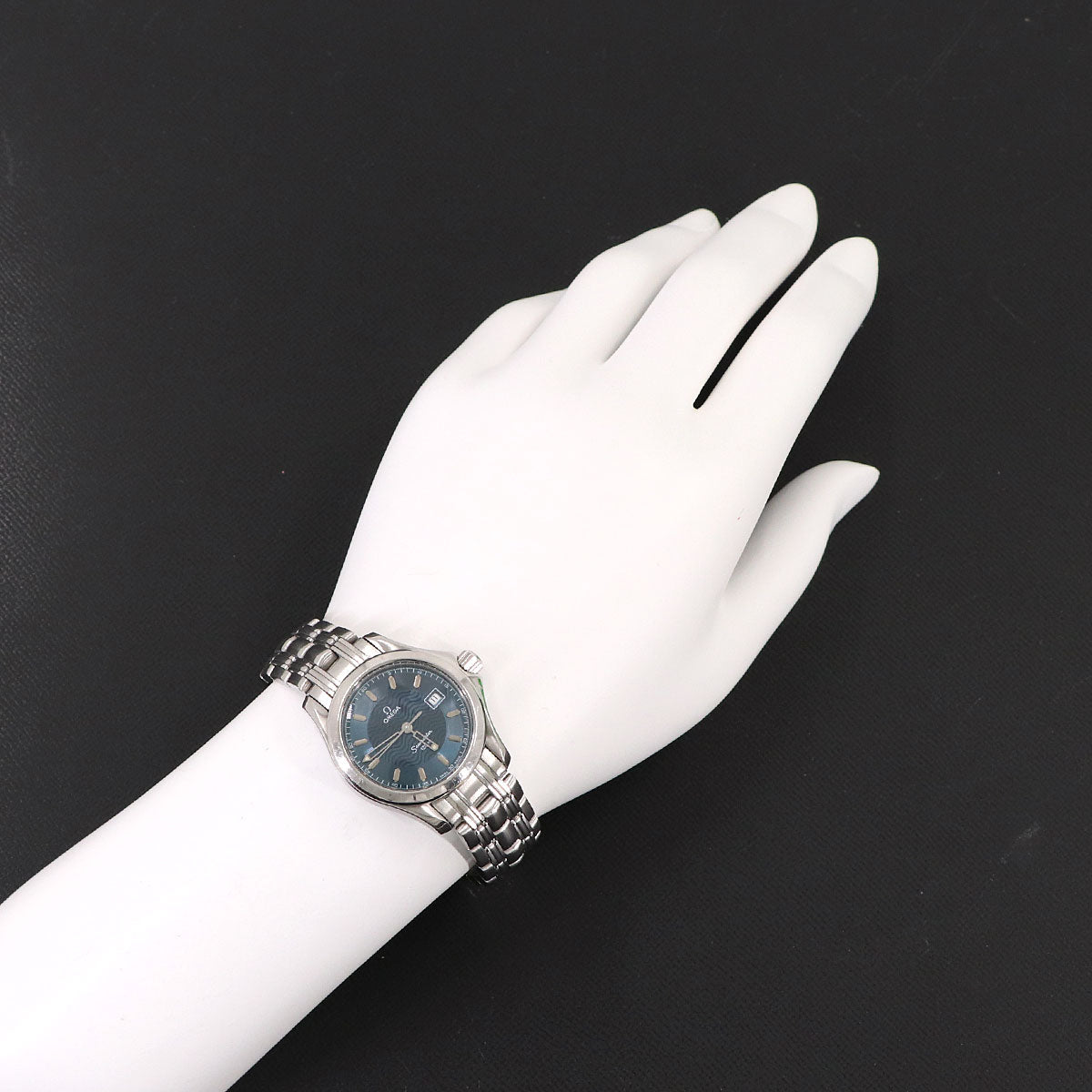 Seamaster 120m Date Quartz Blue Dial Ladies Watch