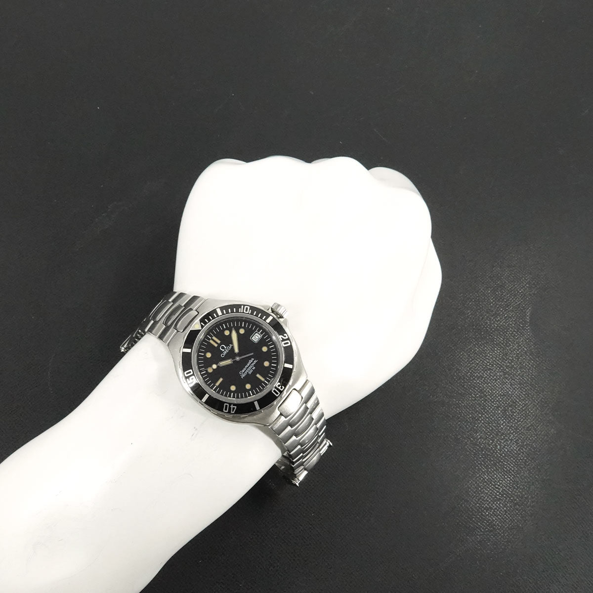 Seamaster Professional 200 2850.50.02 Quartz Date Black Dial Mens