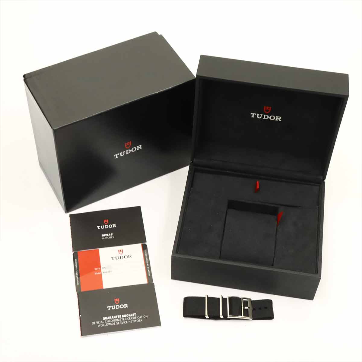 Heritage Black Bay 79230G Automatic Black Dial Mens Watch