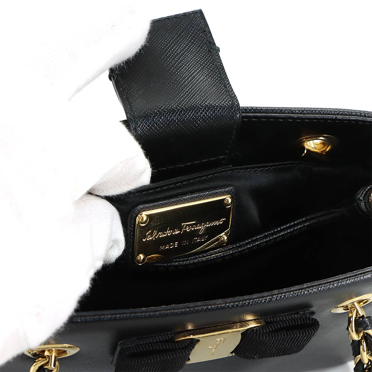 Vara Hand Shoulder Bag Leather Black 21G191