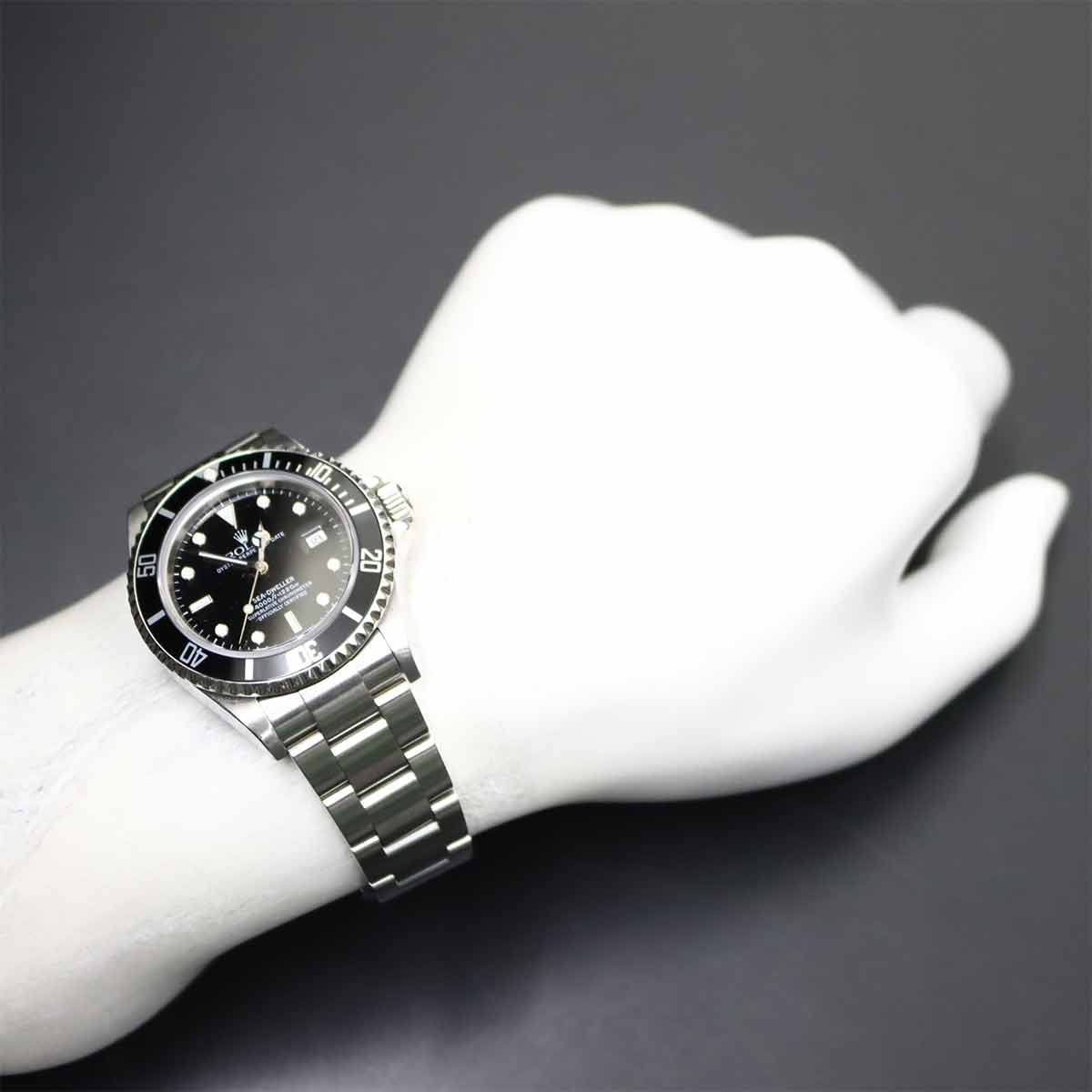 Sea-Dweller 16600 Serial F Date Automatic Black Dial Mens Watch