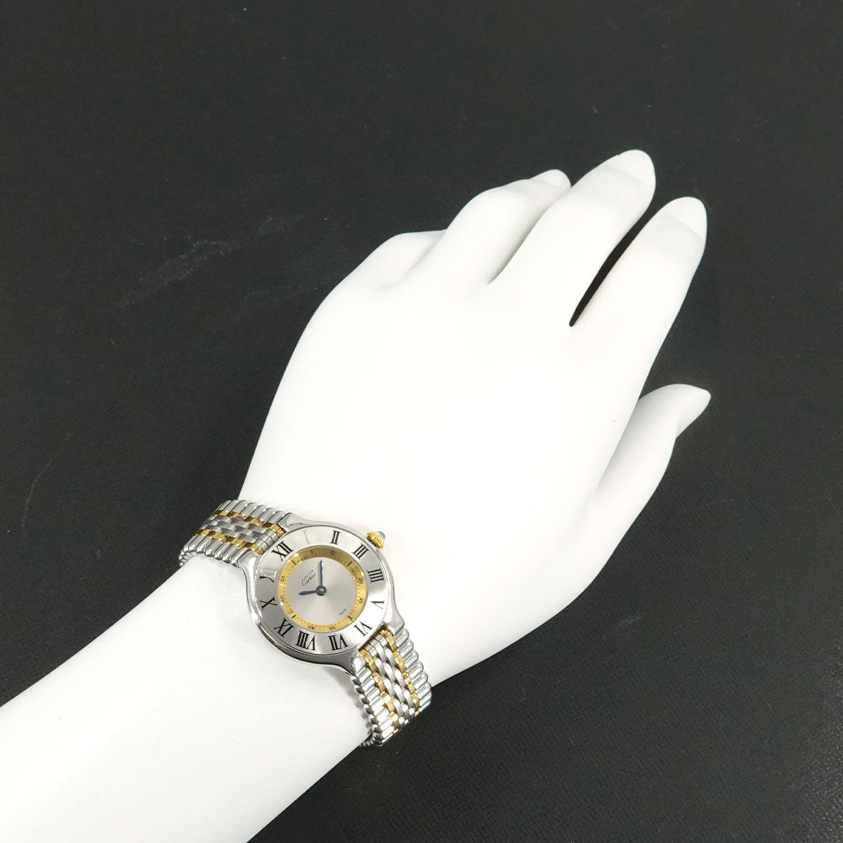 Must 21 Van Thian W10075F4 Quartz Silver Dial Ladies Watch