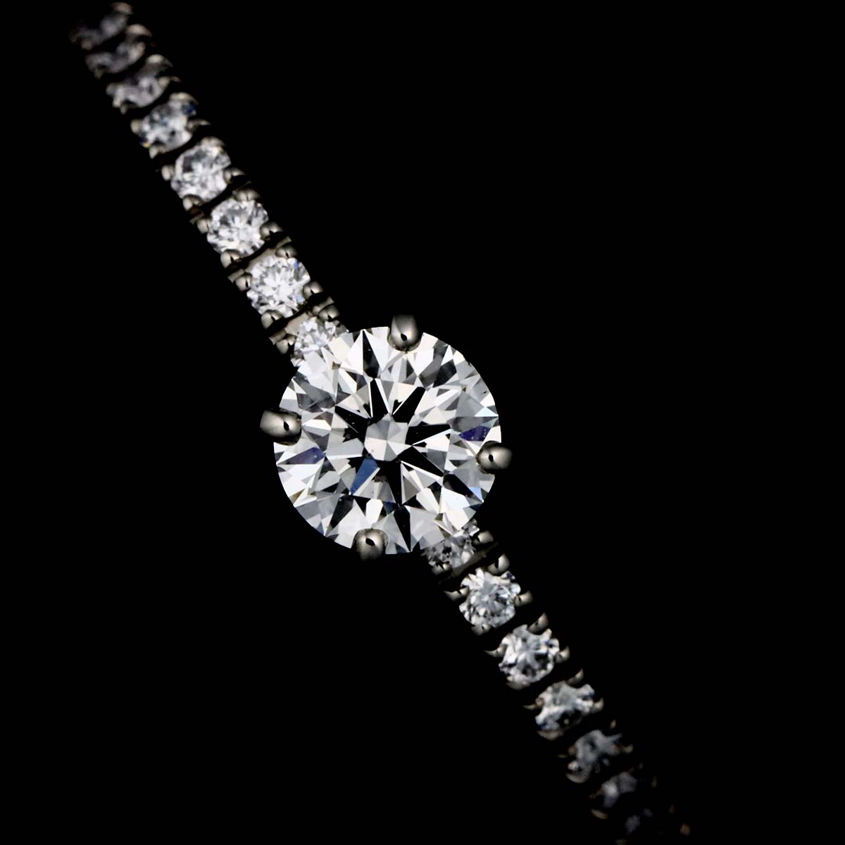 Half Diamond 0.22ct F/VVS1/3EX Ring Pt size49 4.75-5(US)