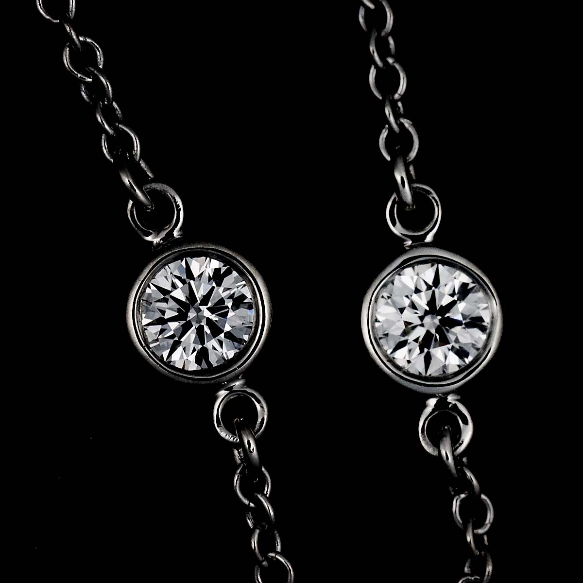 By The Yard Diamond 5P Bracelet Platinum