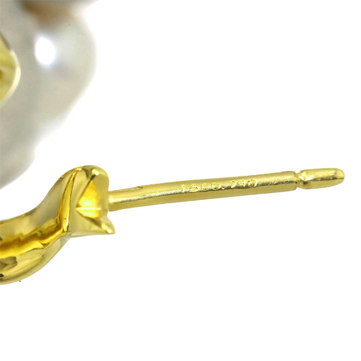Akoya Pearl 6.1mm Earrings Pierced 18K YG 750