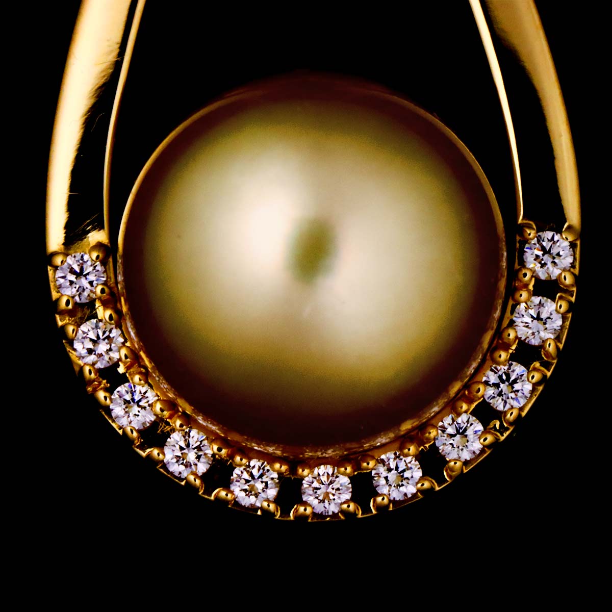 South Sea pearl 10.3mm Diamond 0.10ct Necklace 18K YG 750