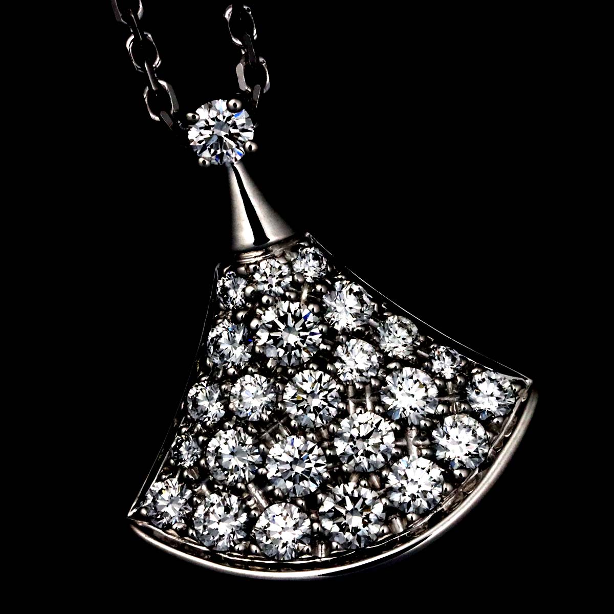 Diva Dream Diamond Necklace 18K White Gold 750