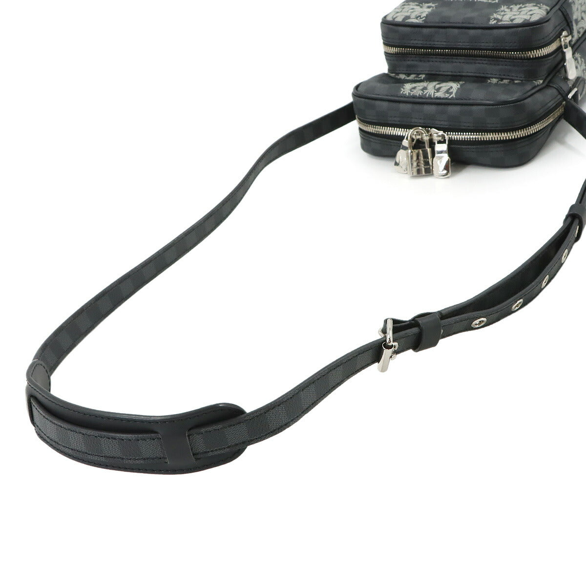 Damier Graphite Christopher Nemeth Amazon Shoulder Bag