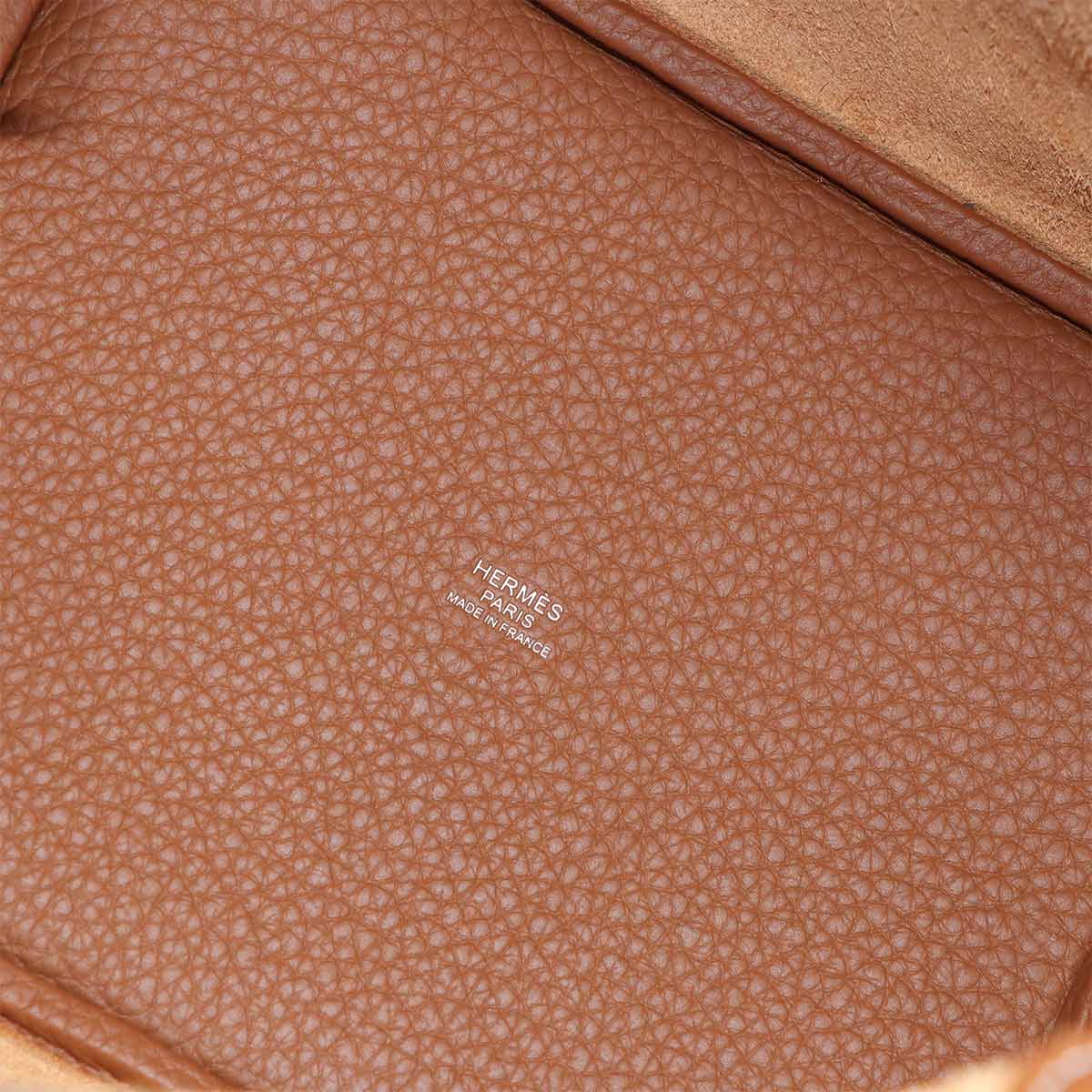 Picotin Lock MM Hand Bag Taurillon Clemence Gold Purse