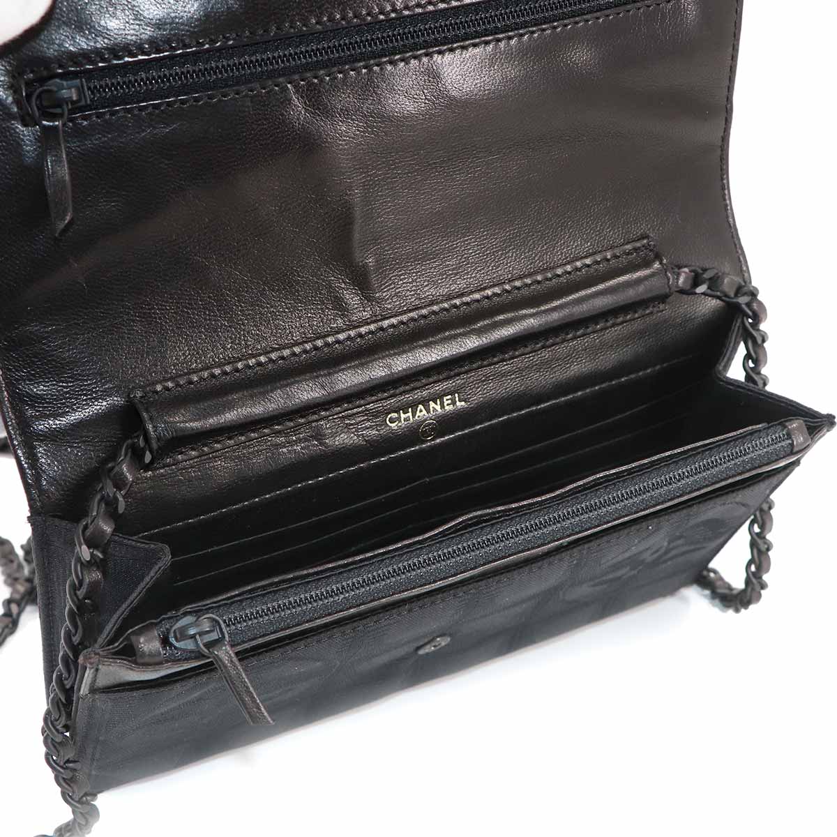 New Travel Line Chain Wallet Nylon Jacquard Leather Black A15772