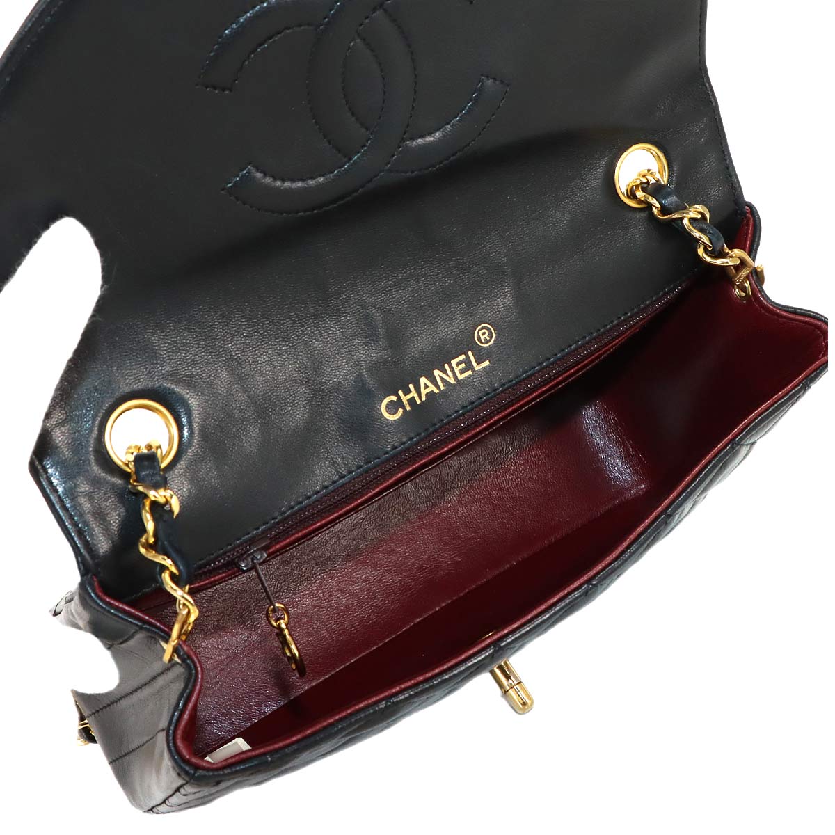 Matelasse Chain Shoulder Bag Leather Black Vintage