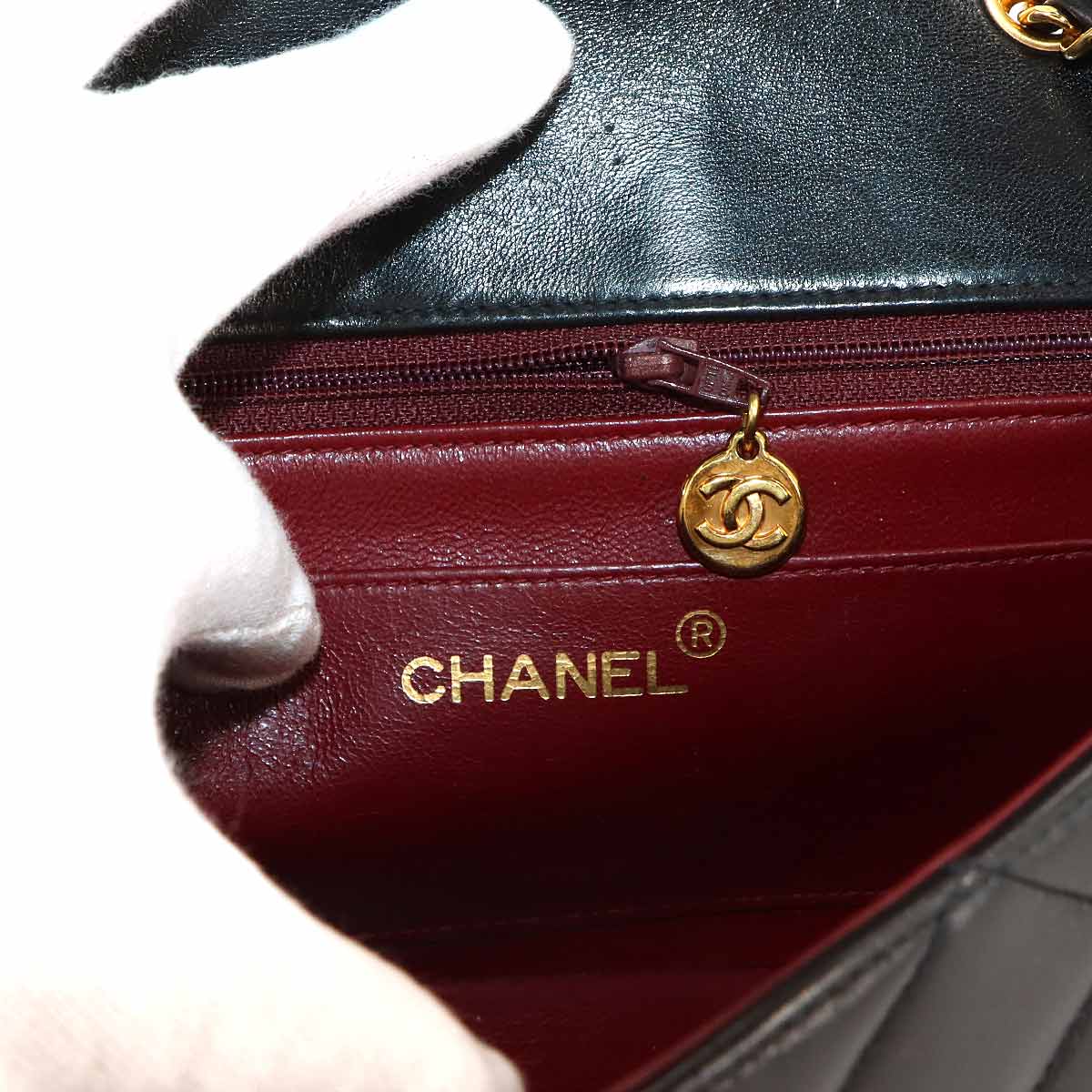 Diana Matelasse 22 Chain Shoulder Bag Leather A01164 Vintage