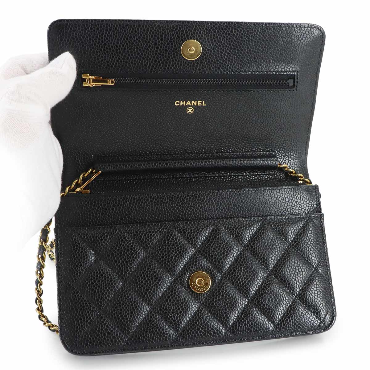 Matelasse Classic Chain Wallet Leather Black AP0250